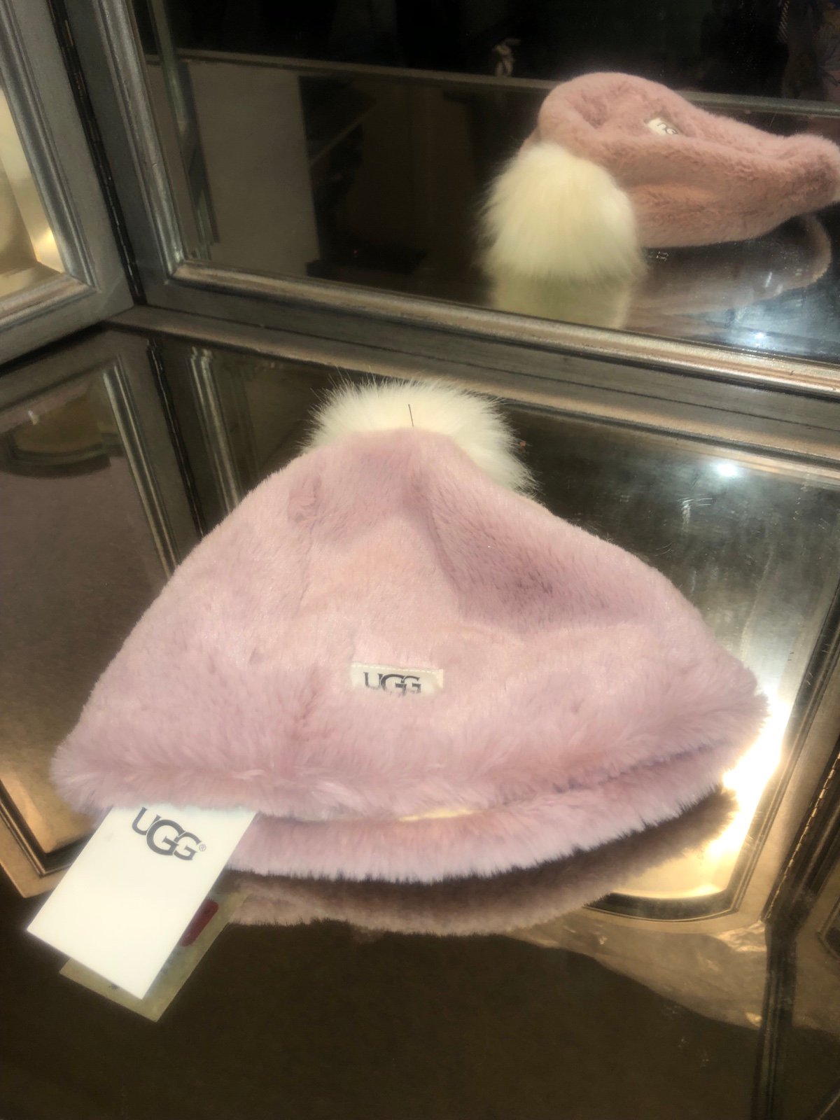 UGG fur beanie with pom
