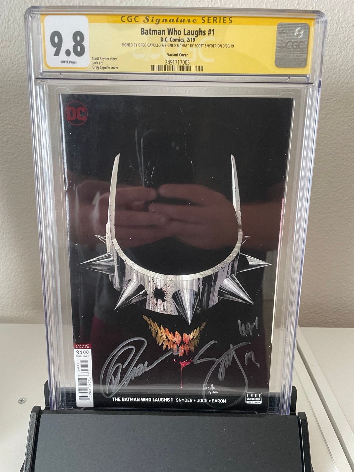 The Batman who laughs #1 Variant cgc 9.8 signed x2