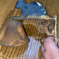 Vintage Cast Iron Rabbit Door Bell Dinner Bell Wall Mount Rustic Chippy Paint