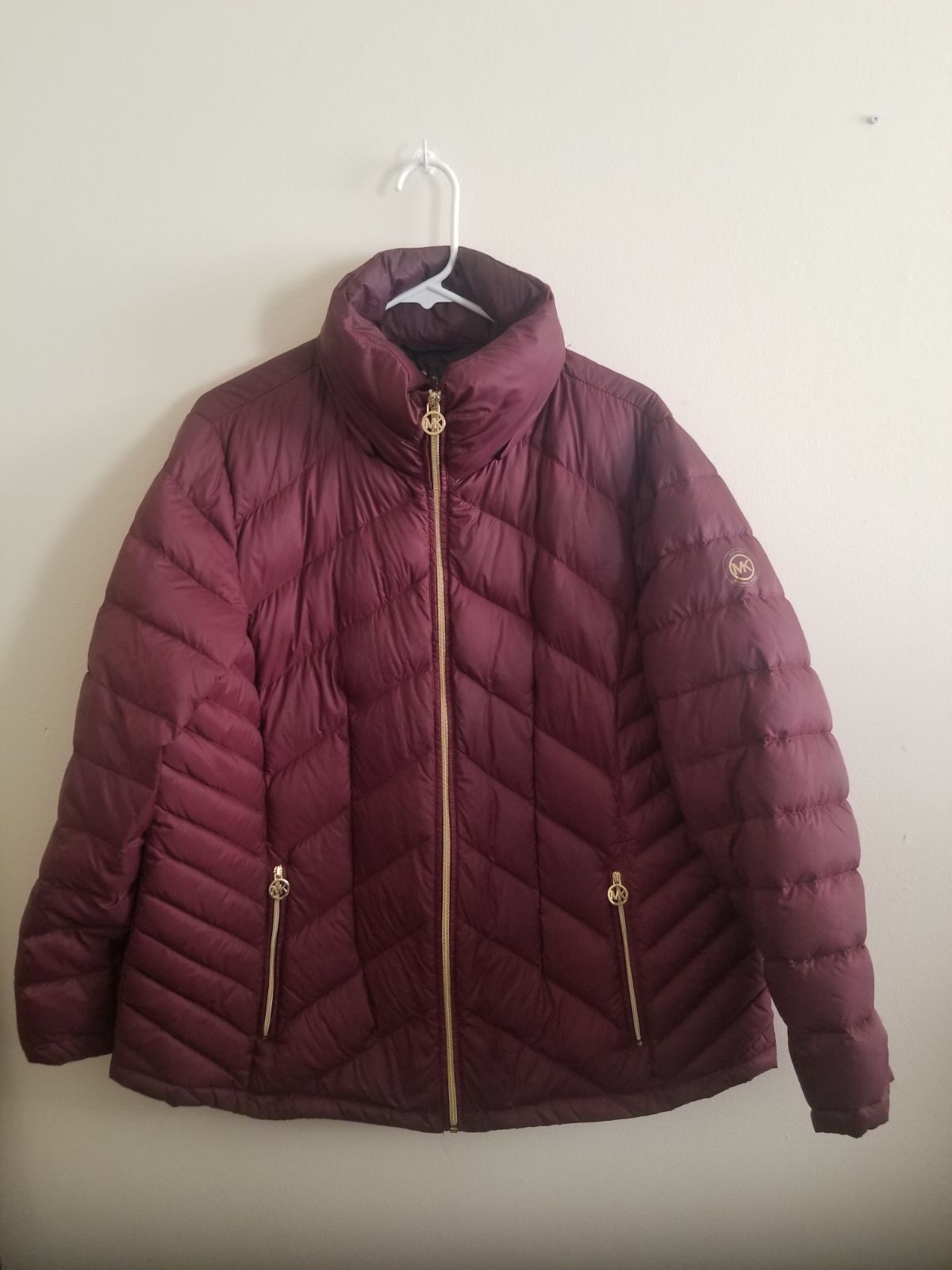 Michael kors maroon puffer coat size 1X like new