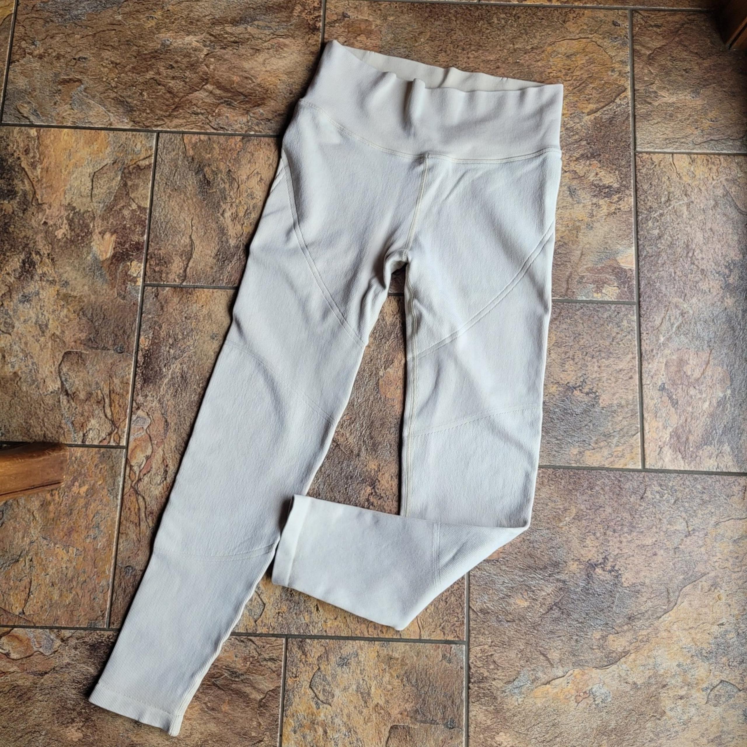 (M) Offline by Aerie leggings!