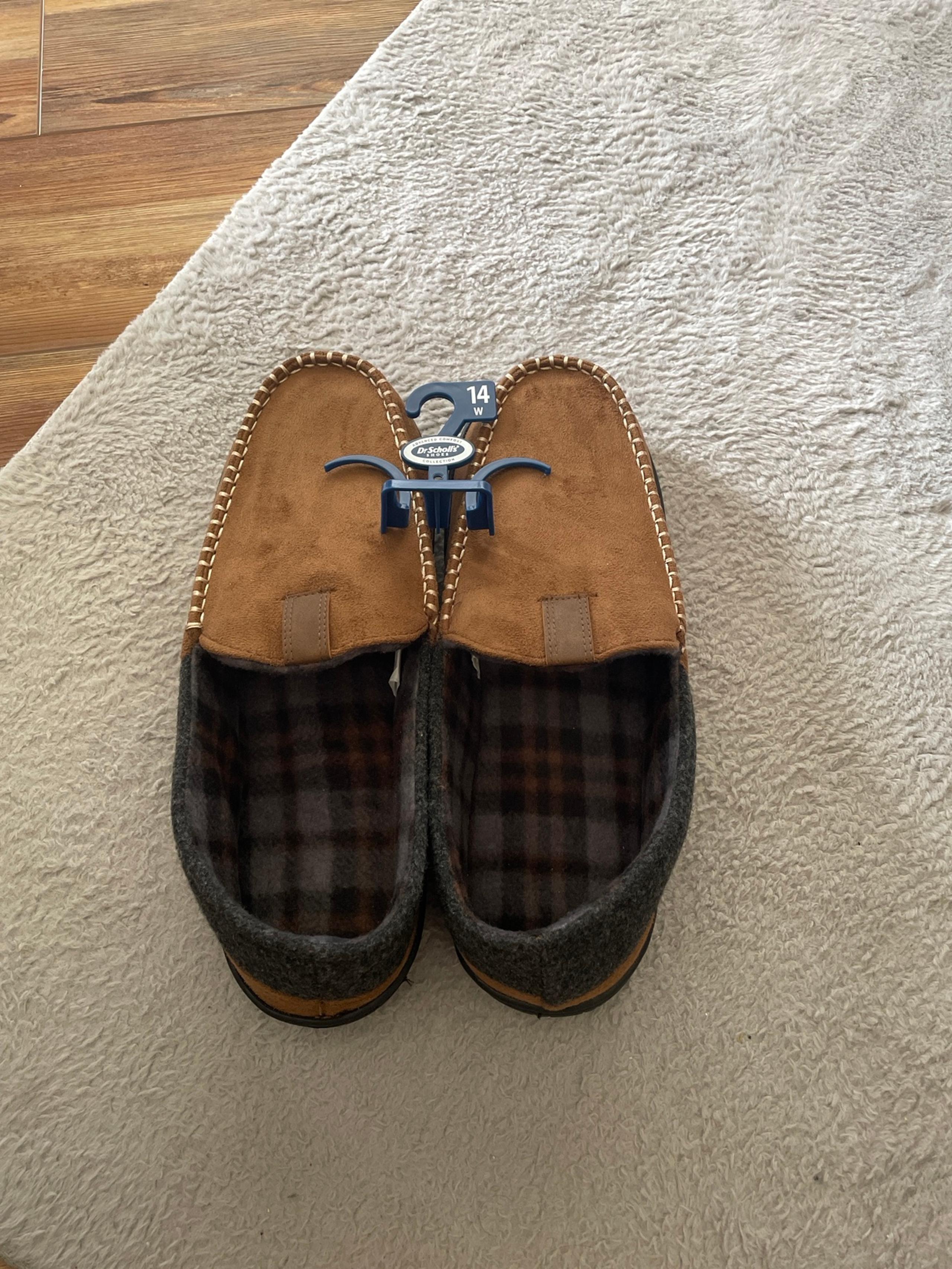 slippers
