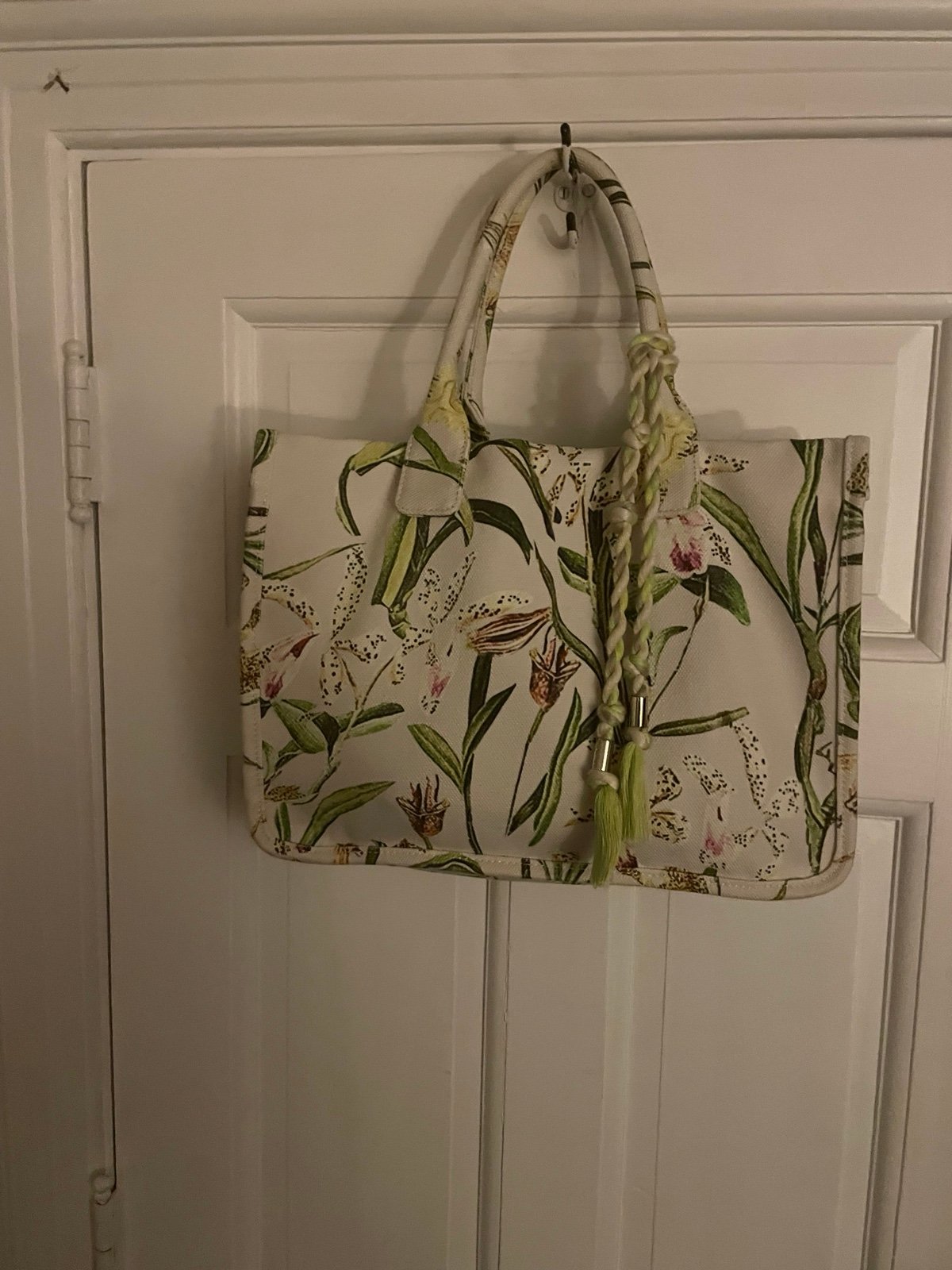 Vince Camuto tote, wallet with dust bag