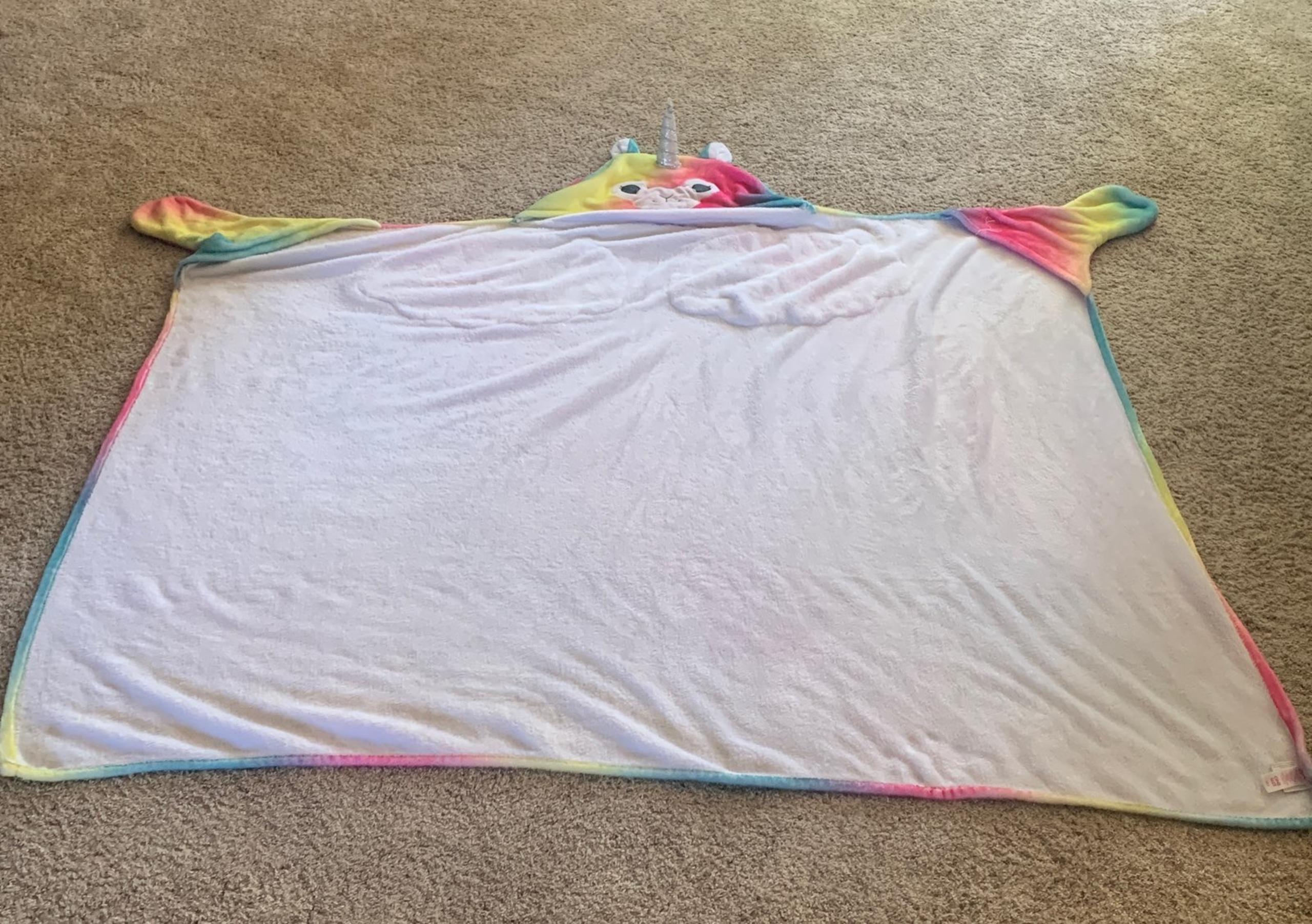 Unicorn llama blanket