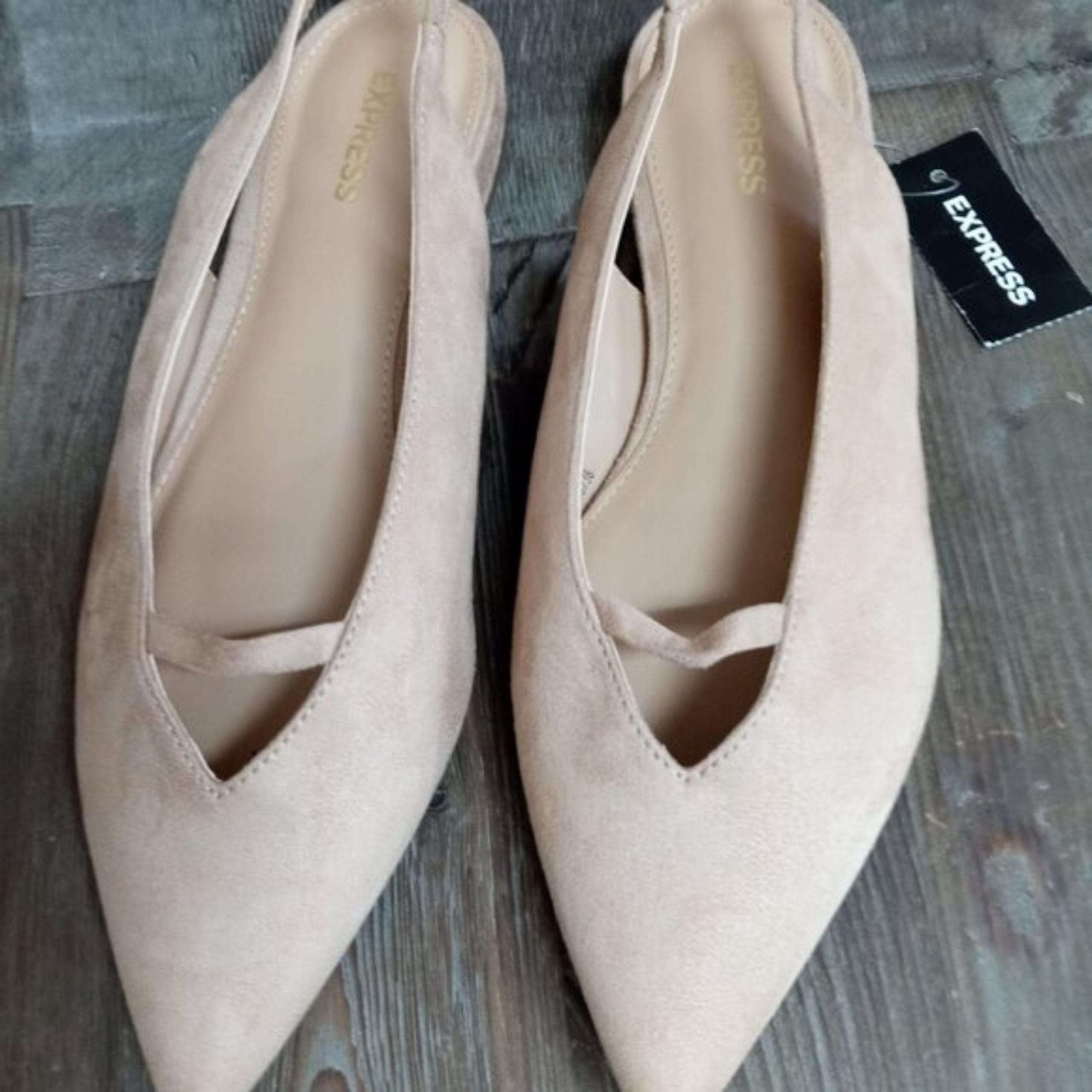Express Women's Size 7 Beige Sling Back Pointed Toe Flats New!