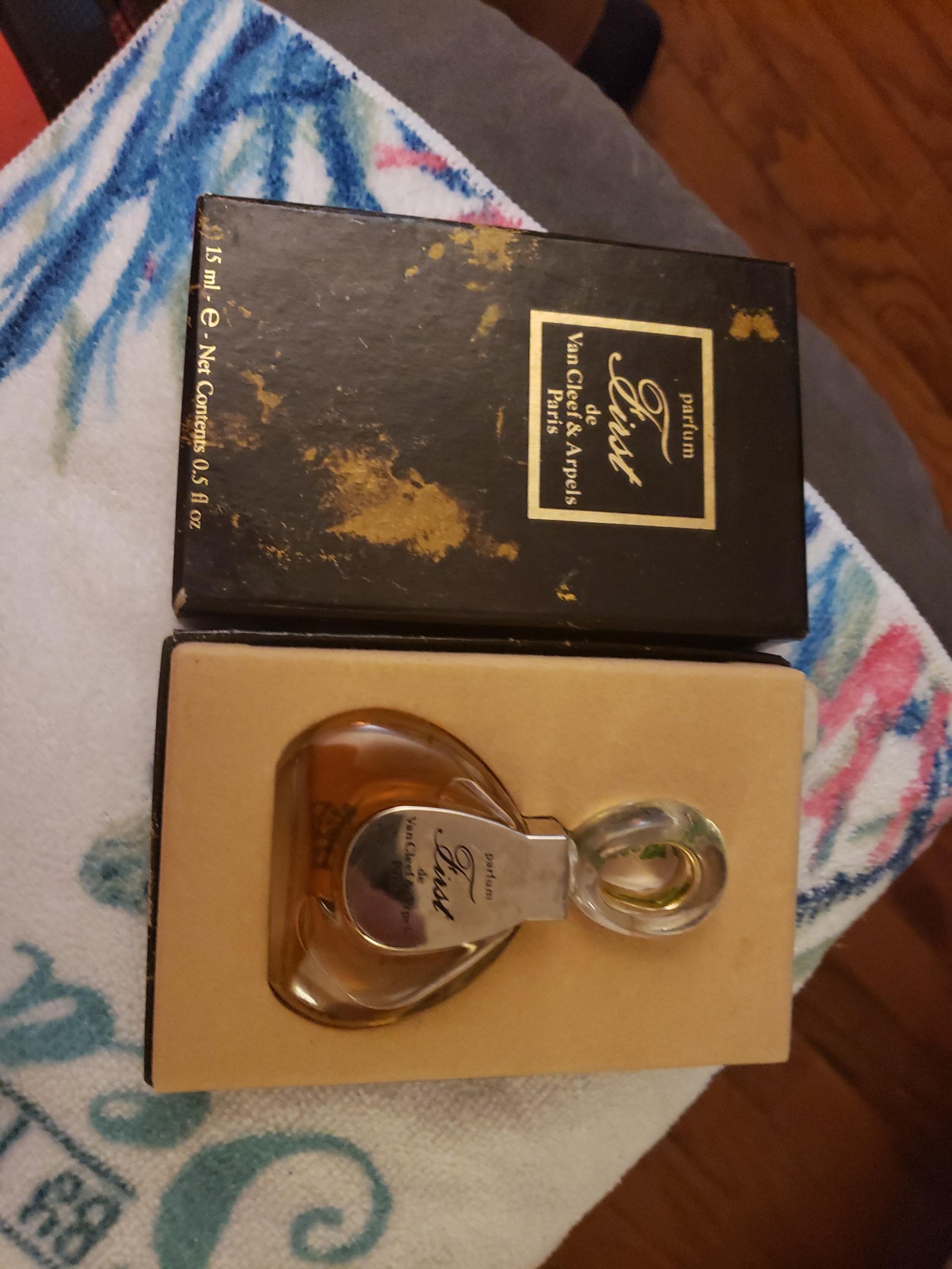 VINTAGE "FIRST" PERFUME (1976) BY WORLD RENOWNED JEWELERS VAN CLEEF & ARPELS