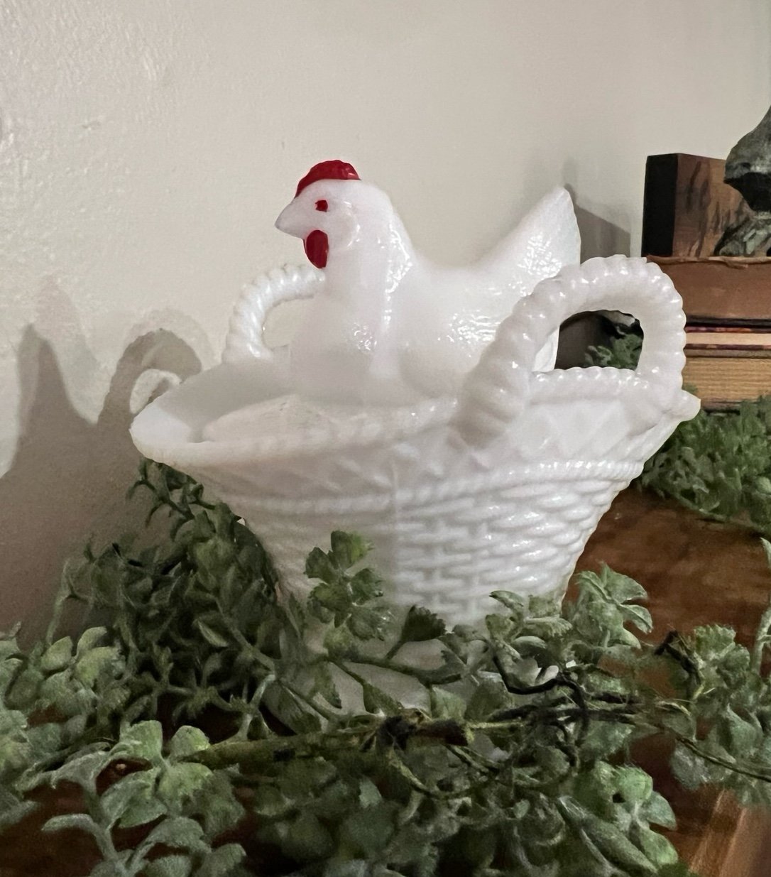 1950's Vintage Westmoreland Milk Glass Chicken, Covered Chicken Basket Dish