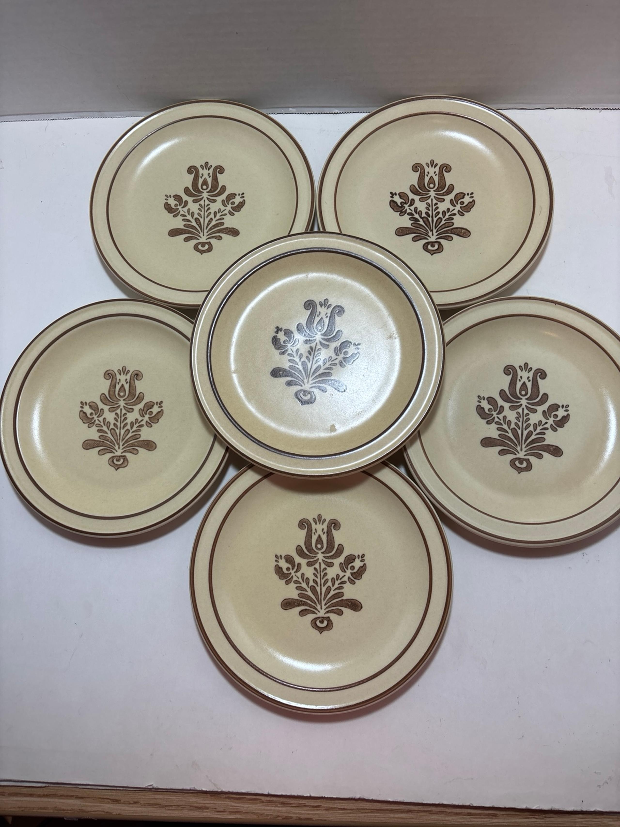 Pfaltzgraff Village Brown Salad Plates