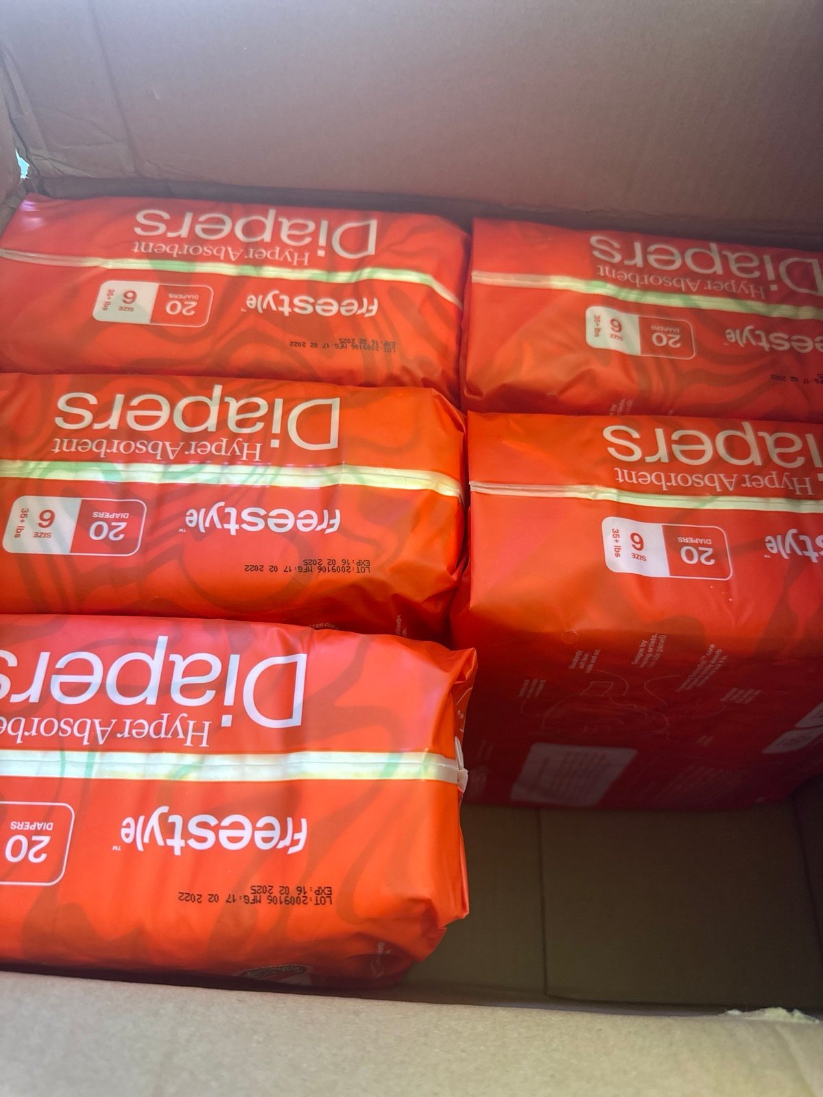 100 Freestyle Hyper Absorbent baby diapers size 6 NEW