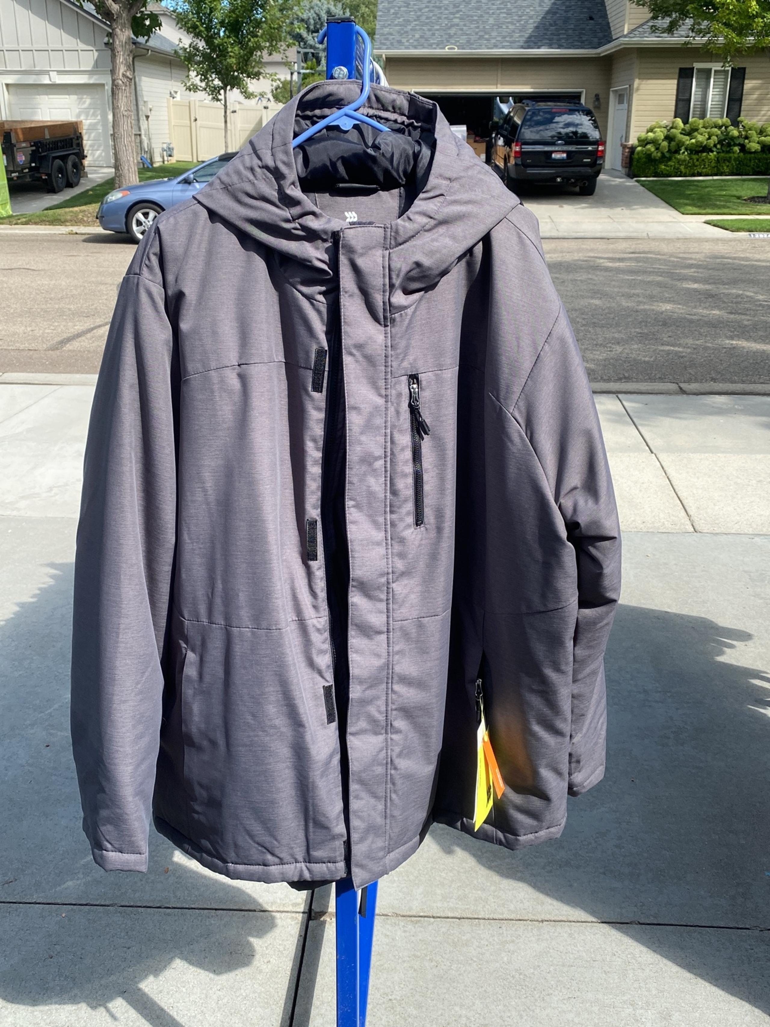 Jacket men’s all in motion winter snow jacket xxl new w tags