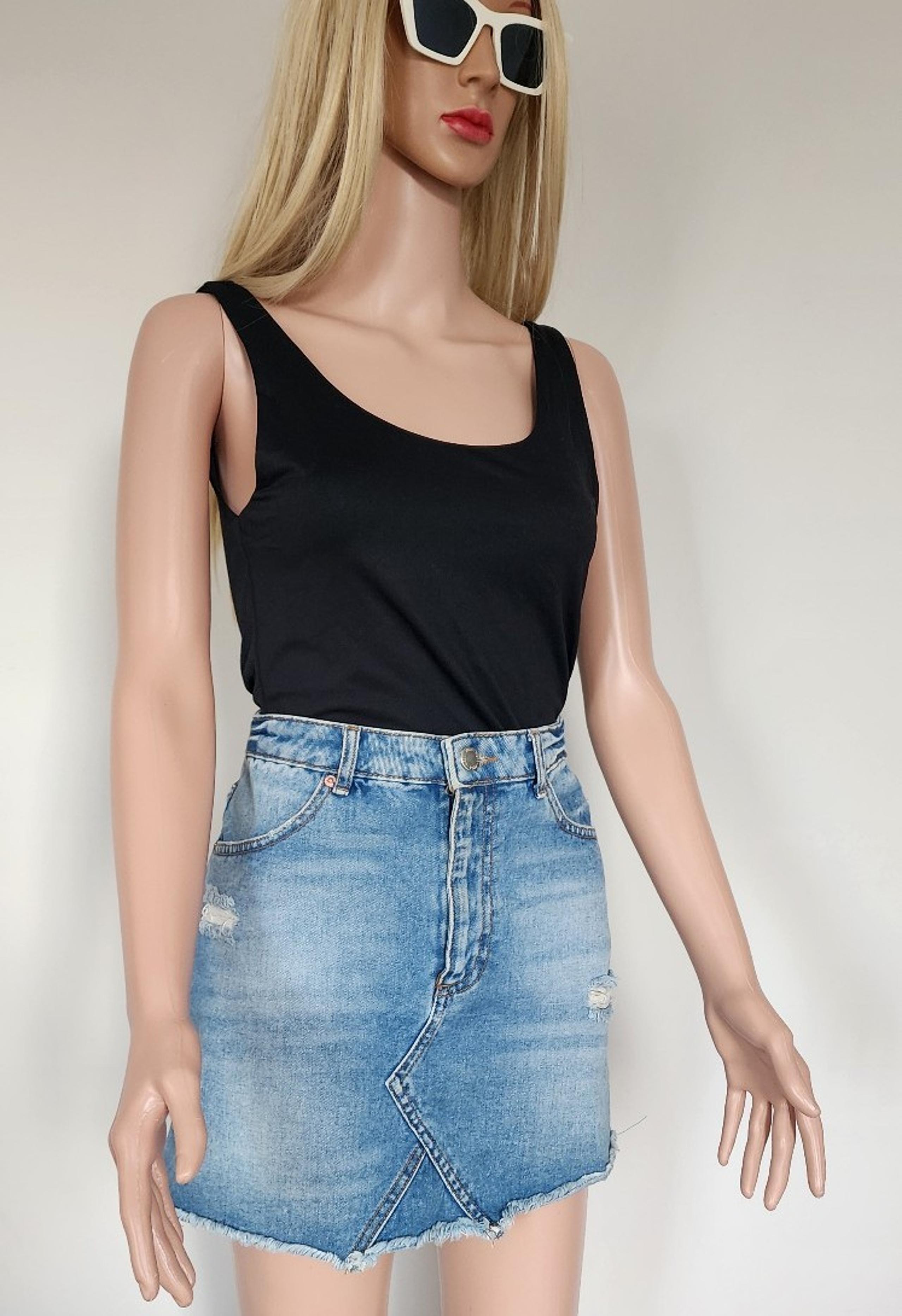 MISS SELFRIDGE DENIM MEDIUM WASH DISTRESSED MINI JEAN  SKIRT SZ.6
