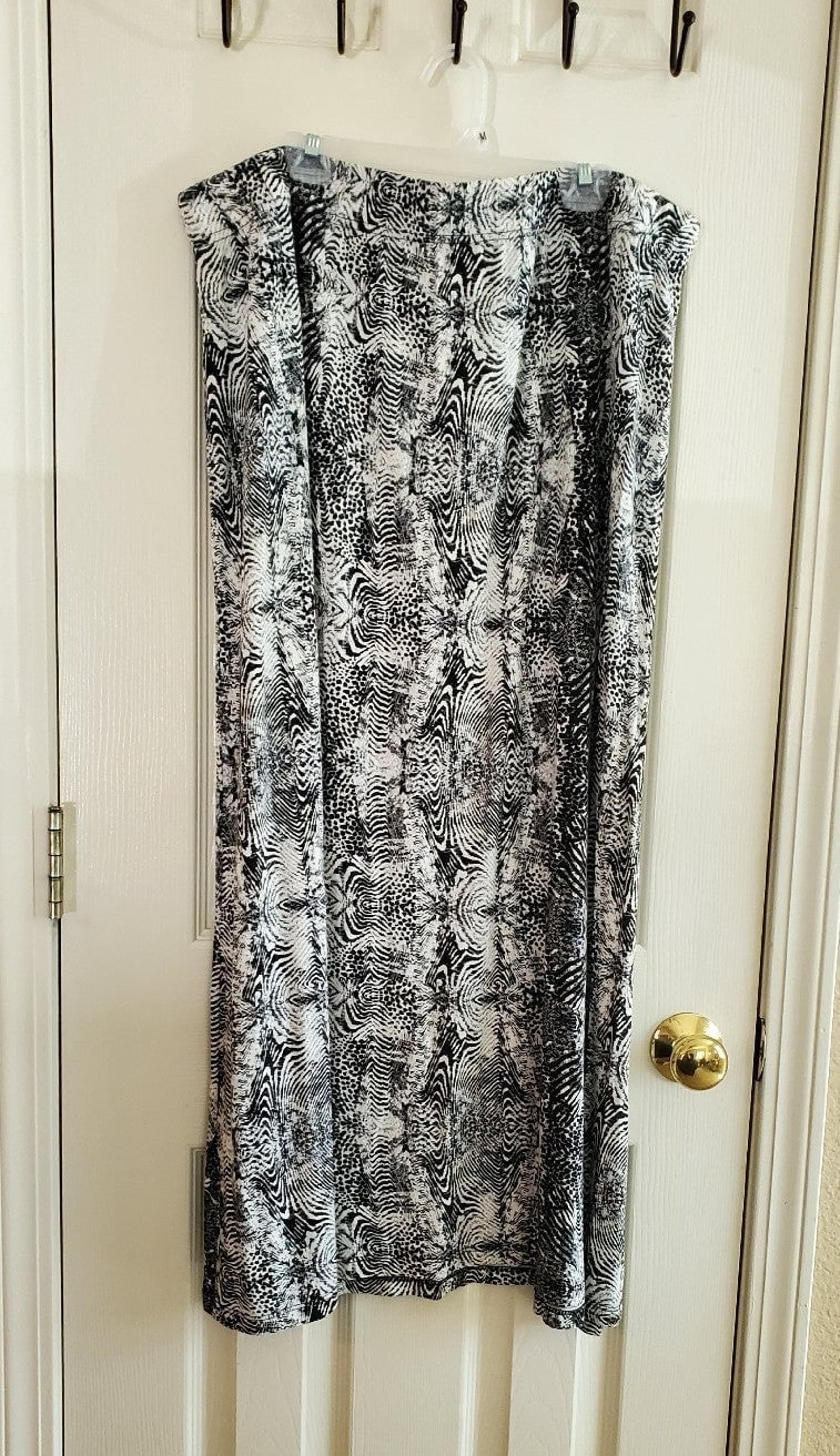 CJ Banks | Black and White Maxi Skirt Size 1X