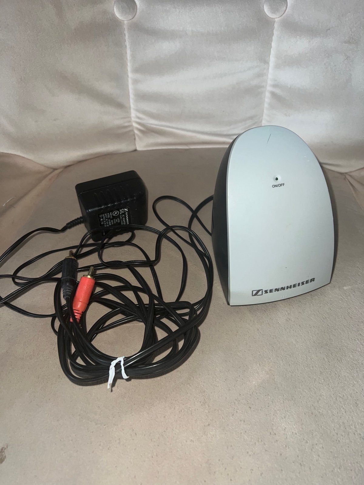 SENNHEISER TR110 Wireless Transmitter Base for Headphones/Hearing Aids w/ Cables