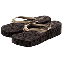 MICHAEL KORS BROWN & GOLD WEDGE FLIP FLOPS SZ.8 GUC.