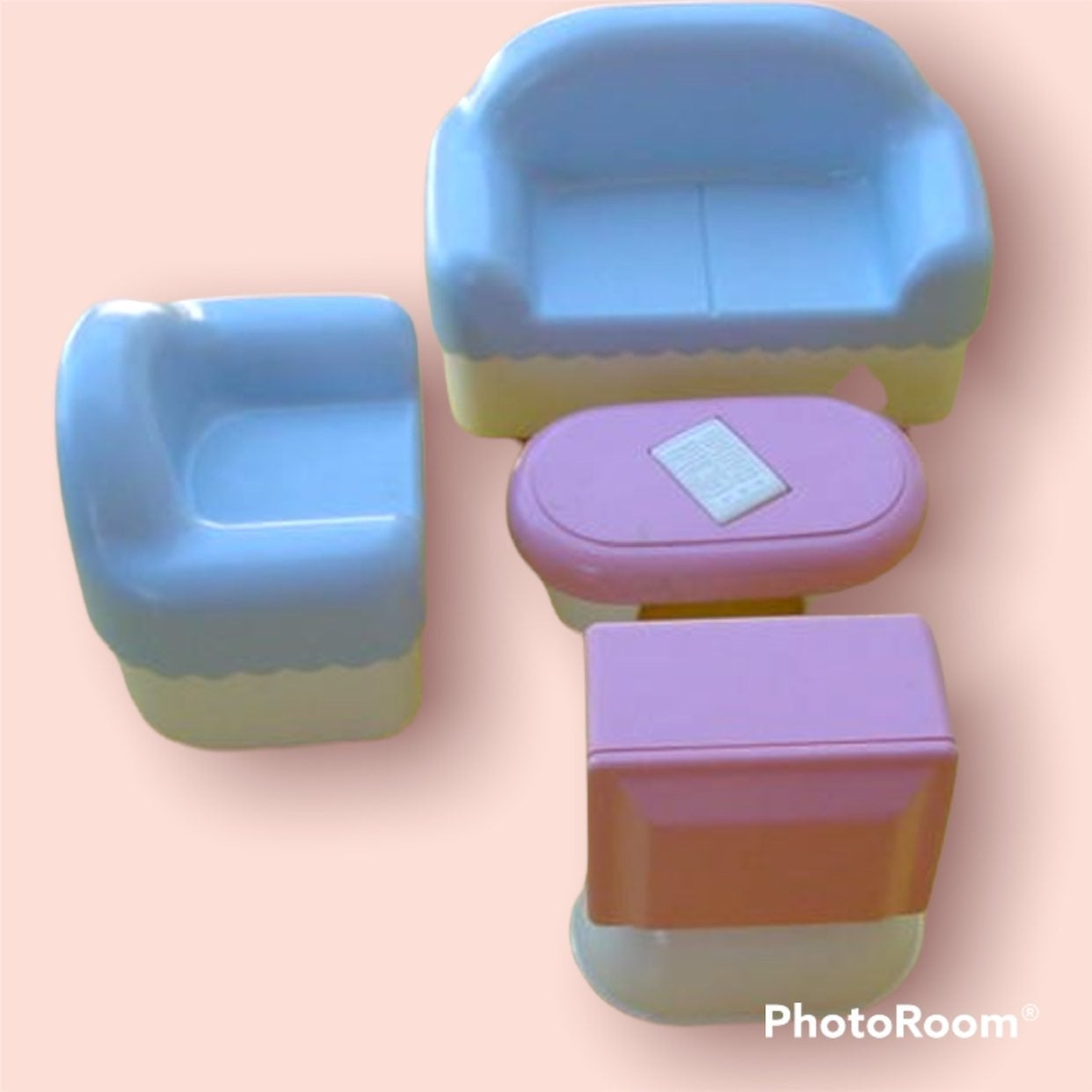 Little Tikes cottage furniture dollhouse tv