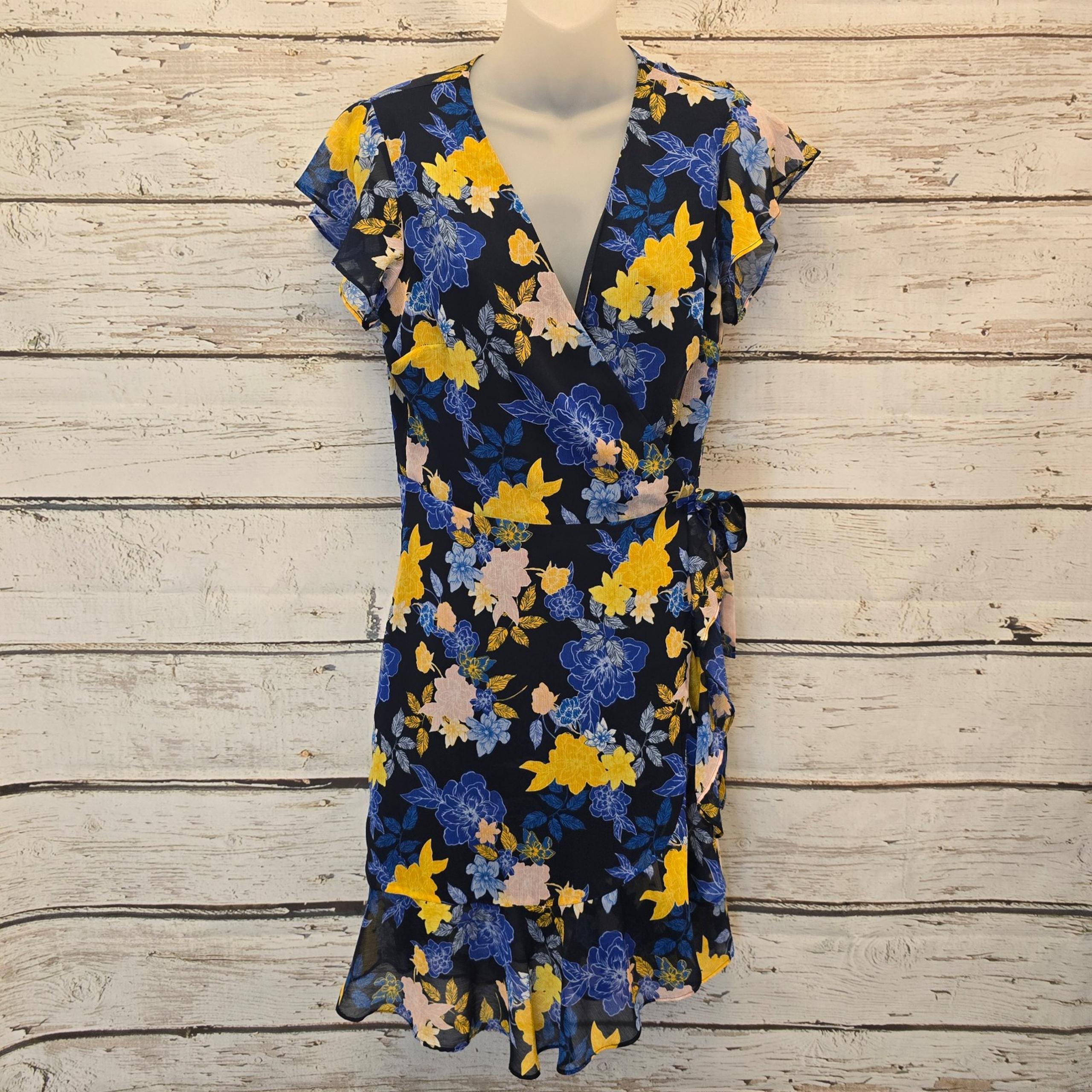 Banana Republic Floral Wrap Dress in Blue and Yellow Size 6