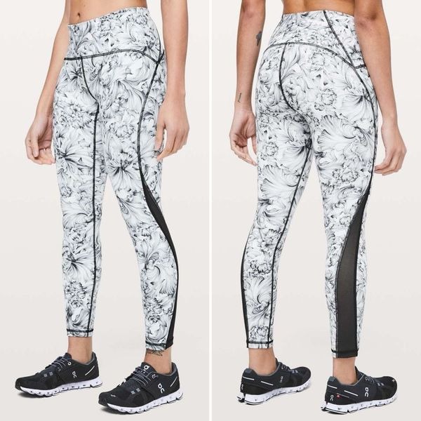 Lululemon Train Times 7/8 Pant 25” in Light Garden Black White