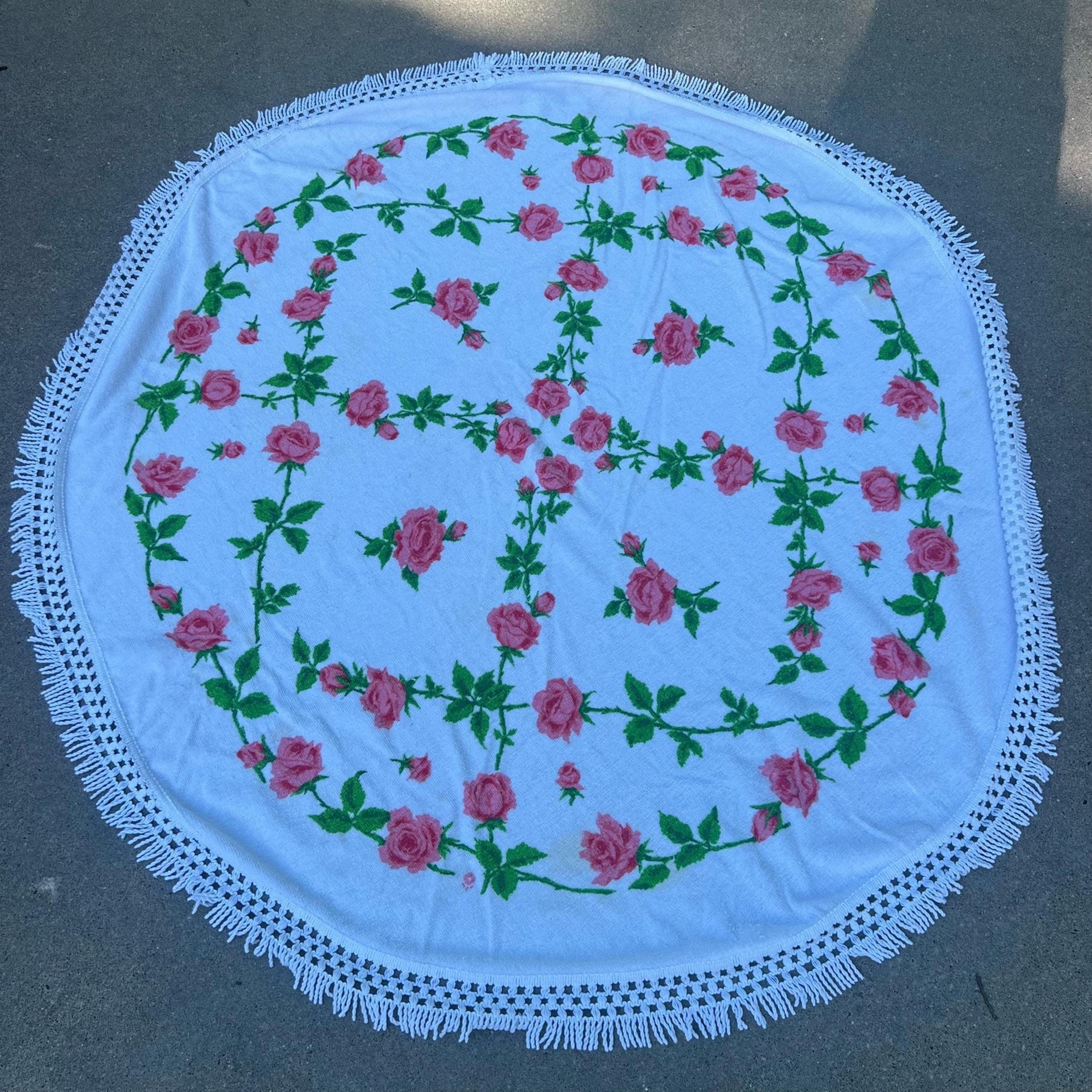 Vintage 60s 70s MCM Tastemaker by Stevens Pink White Rose Fringe Tablecloth 60" - American Vintage
