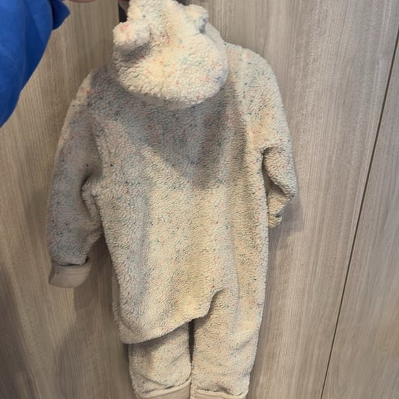 Gap Sherpa Suit size 18-24m