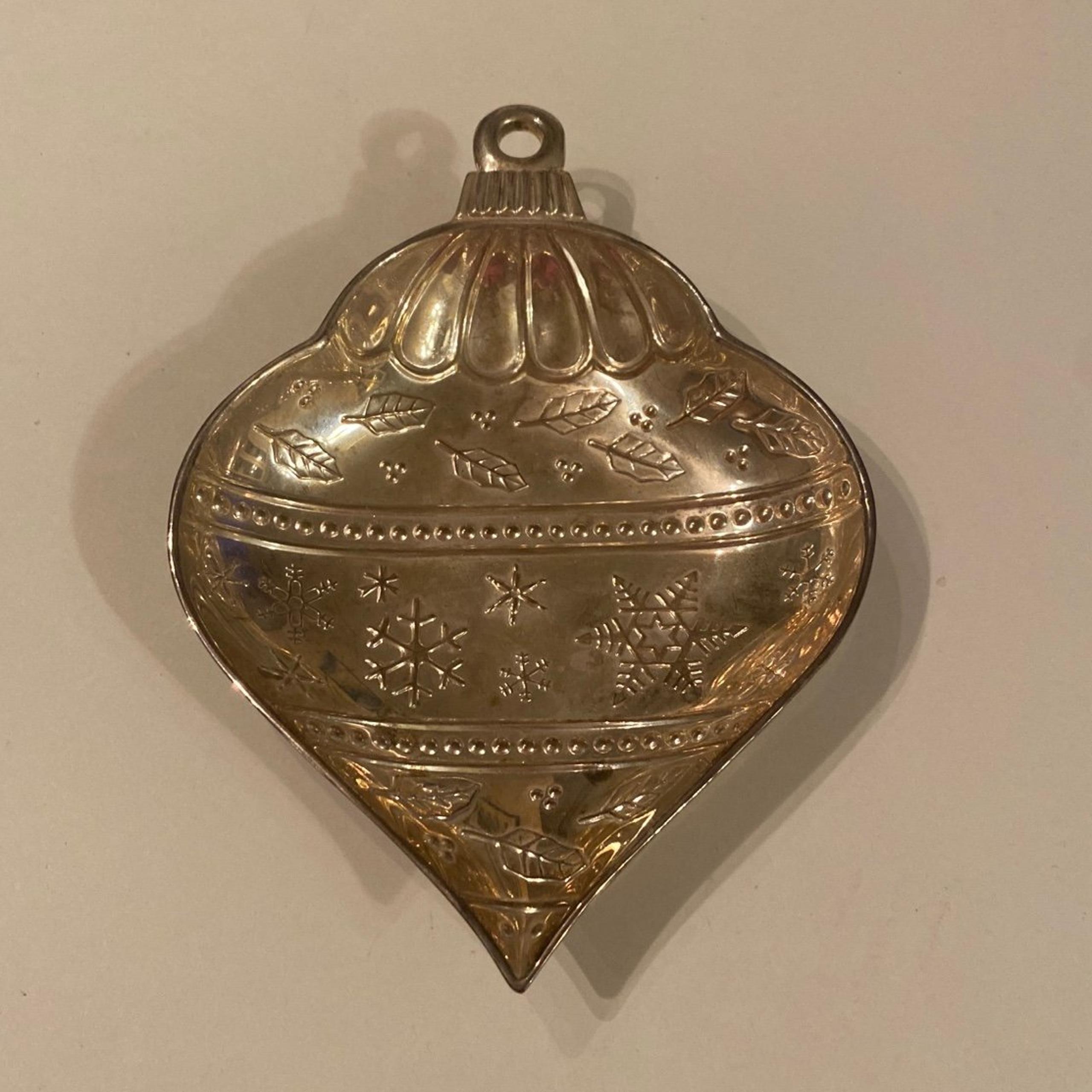Vintage Silver Plated Christmas Ornament Candy Dish by International Silver Co.