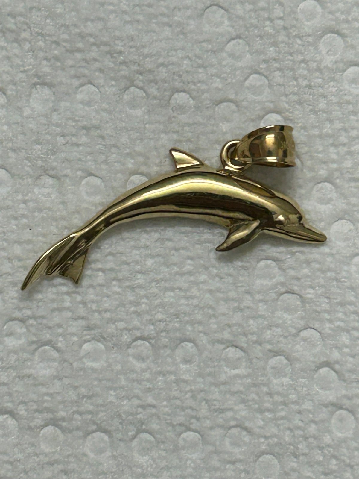 10k solid yellow gold pendant