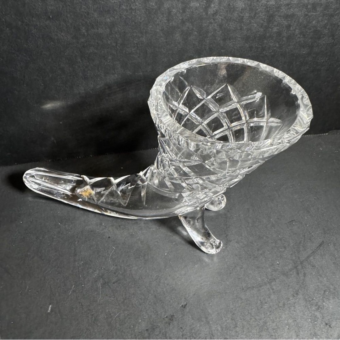 Vintage Clear Lead Crystal Cornicopia [Item 0063]