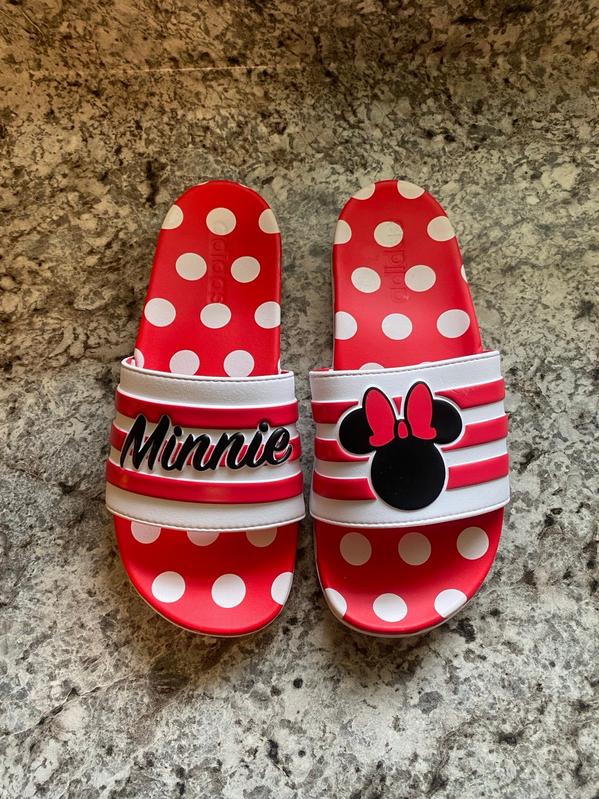 Minnie mouse slides vans online