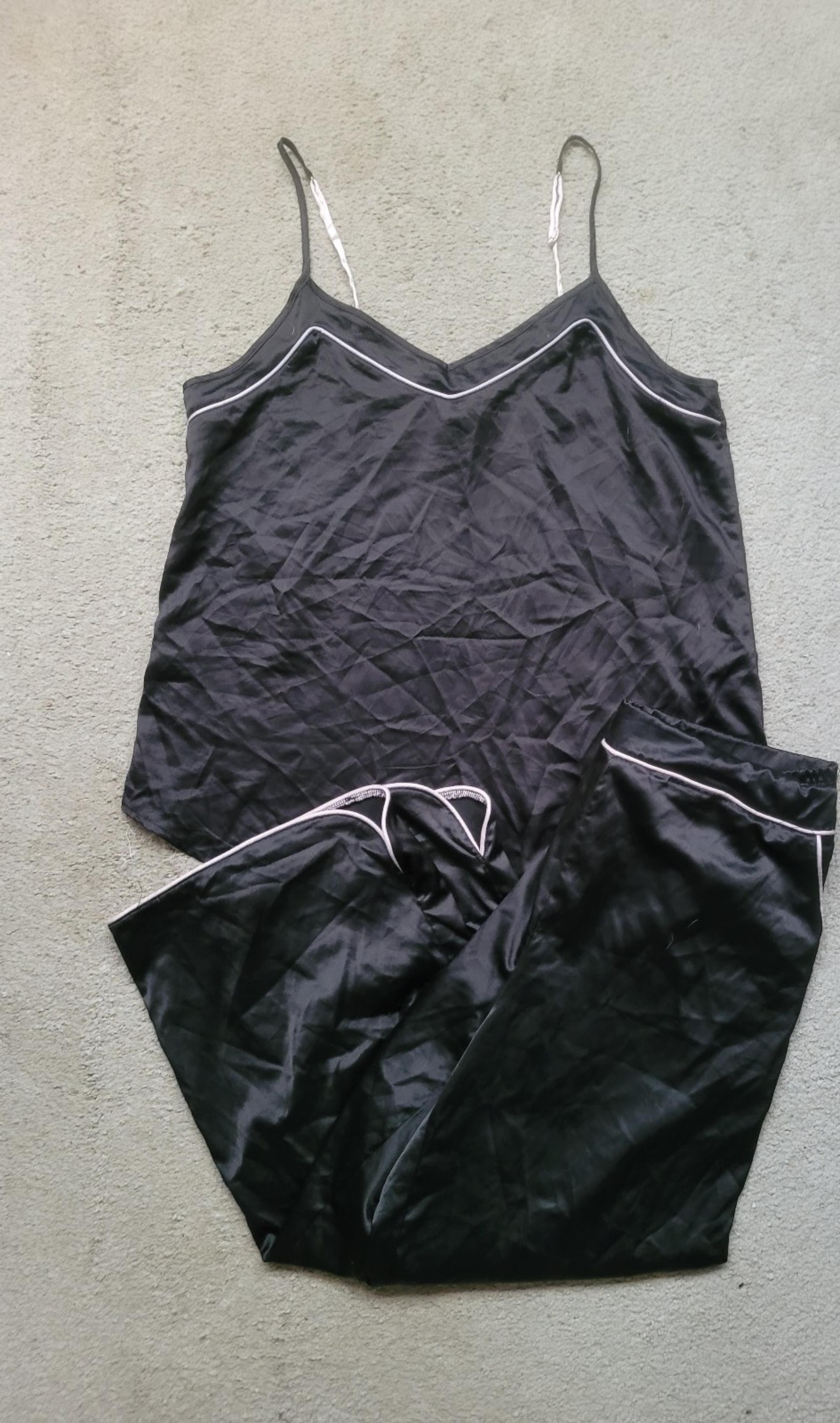 Secret Treasures pajama set medium