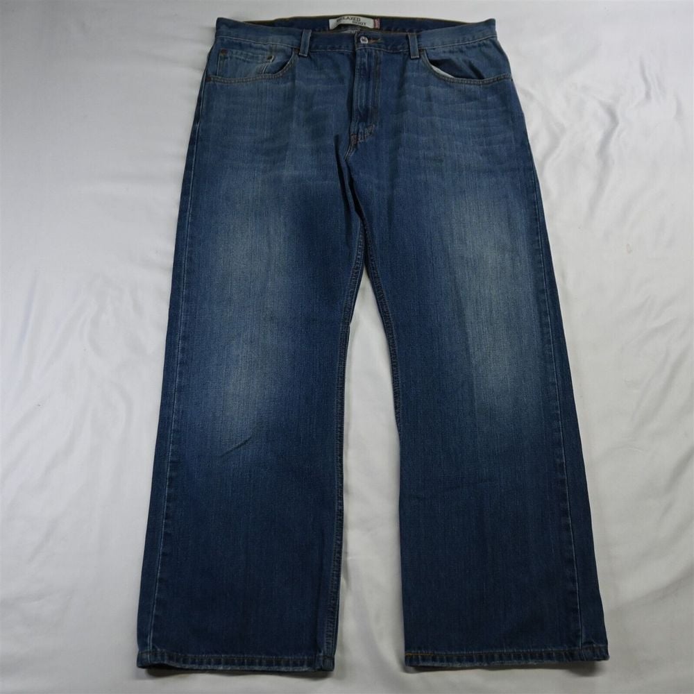 Levis 38 x 30 557 Relaxed Bootcut Medium Wash 100% Cotton Denim Mens Jeans