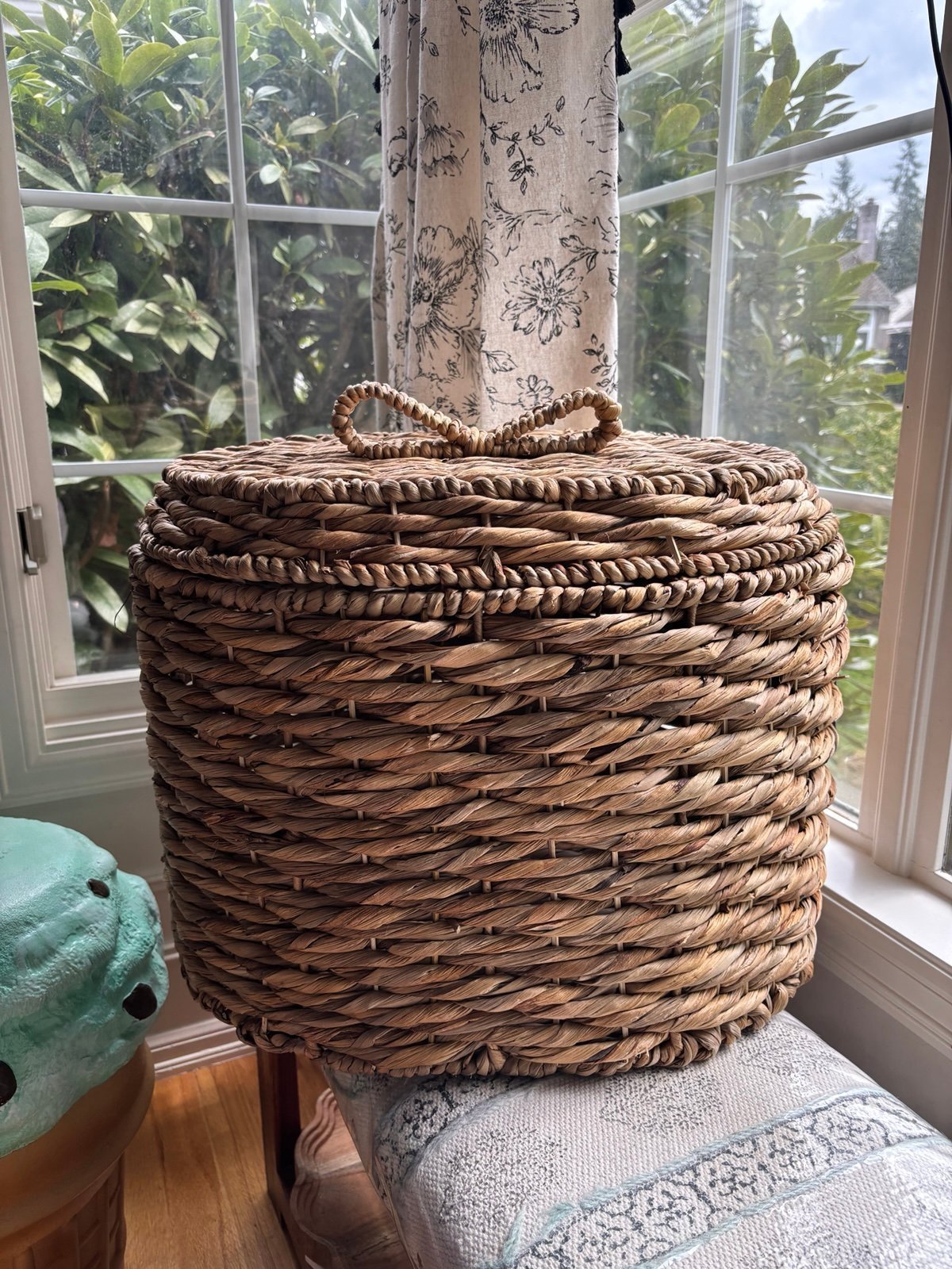 Wicker Bow Storage ONLY SOLD AS BUNDLE READ BELOW FOR DISCOUNT