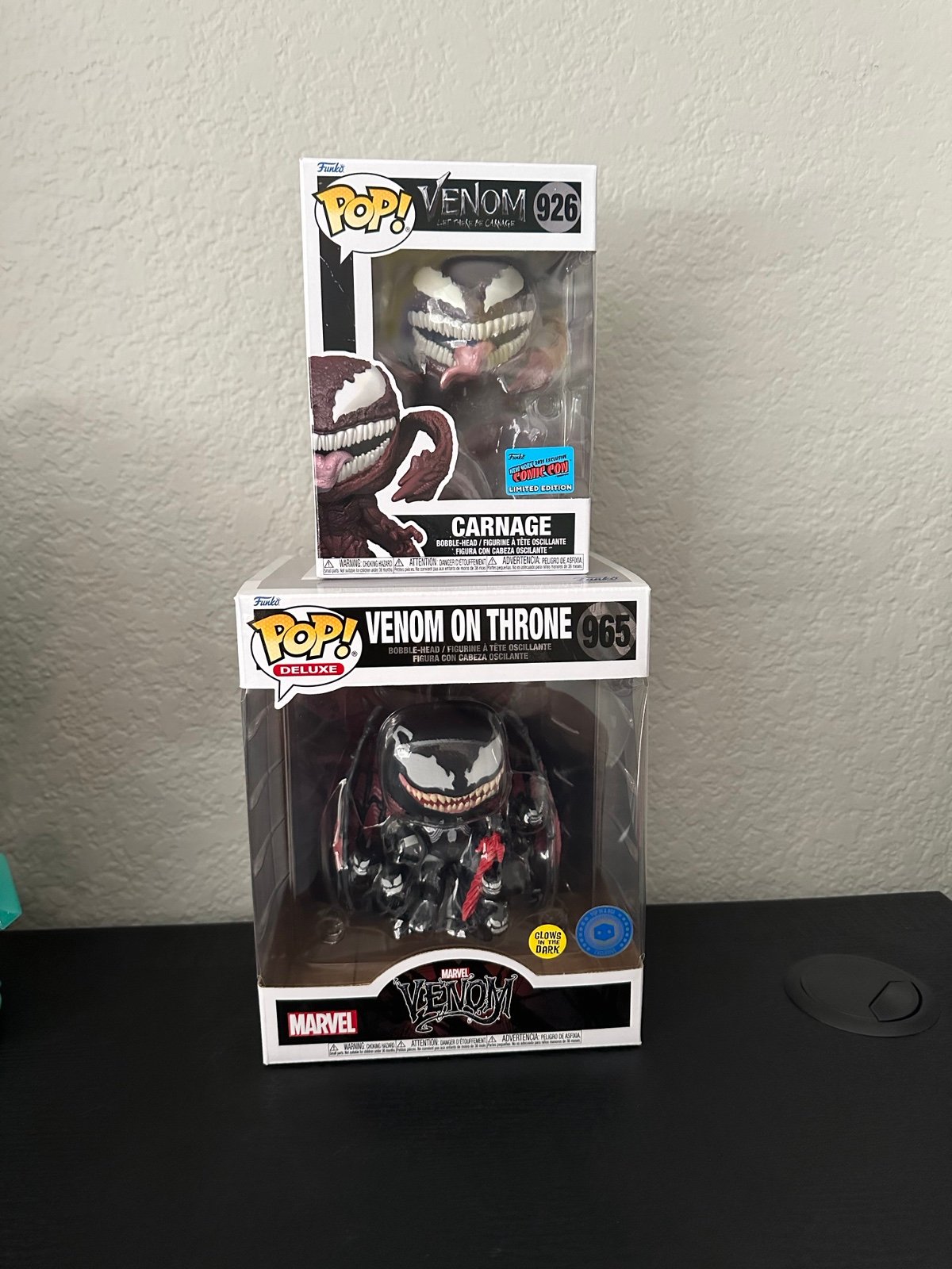 Venom on Throne/ Carnage