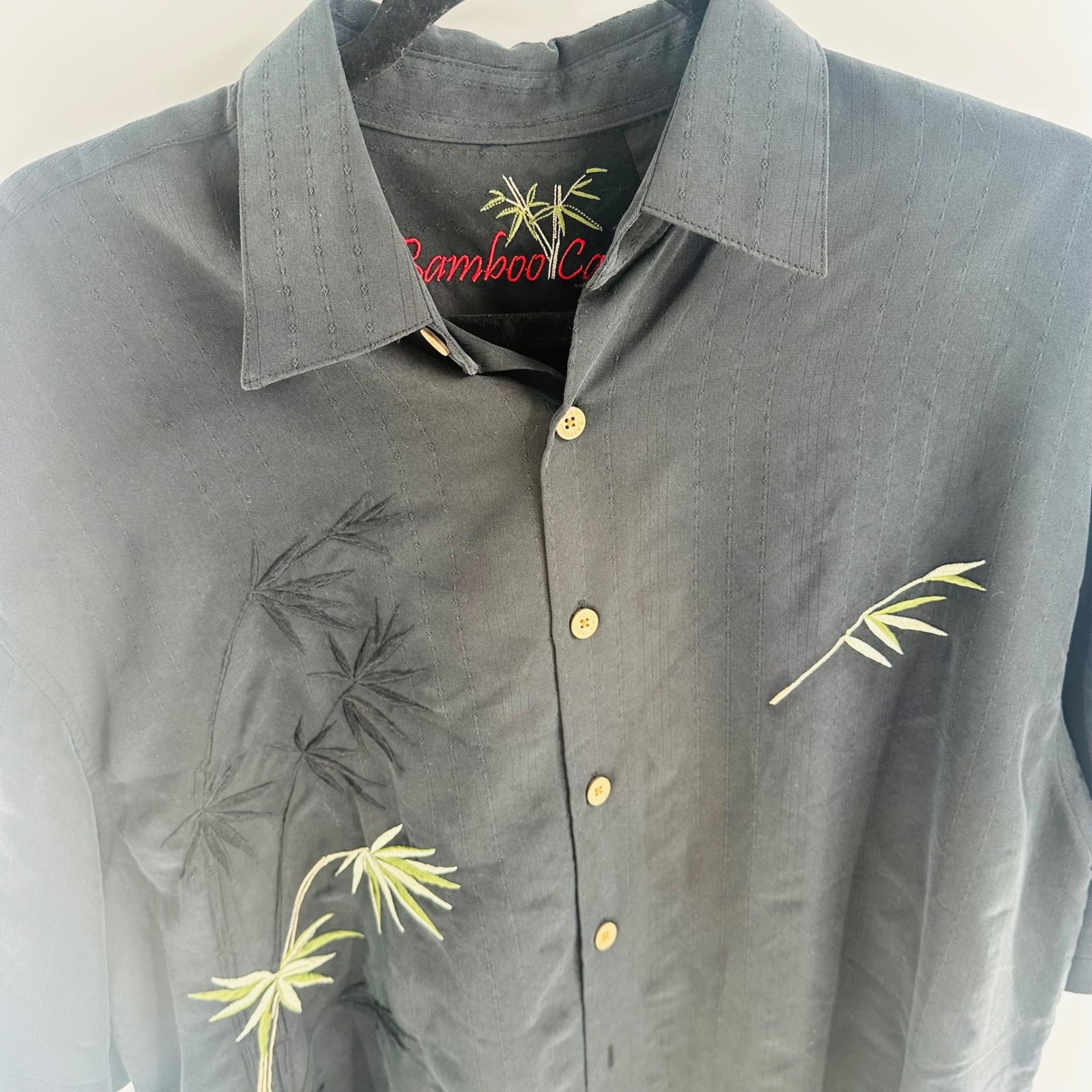 Bamboo Cay Embroidered Button Up Tropical Cruise Shirt - Size M