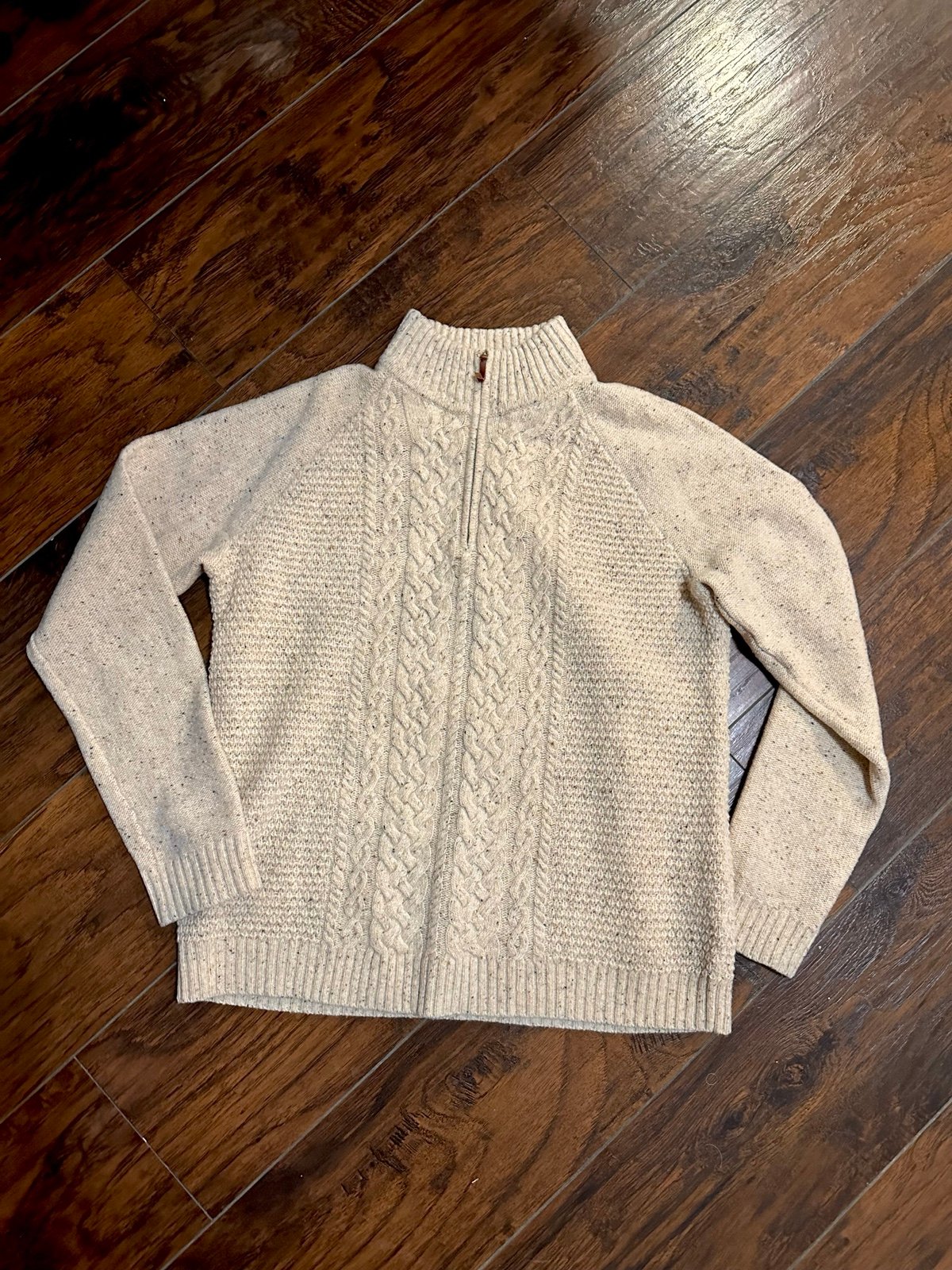 Vineyard Vines cable knit lambswool zippered Vneck pullover sweater