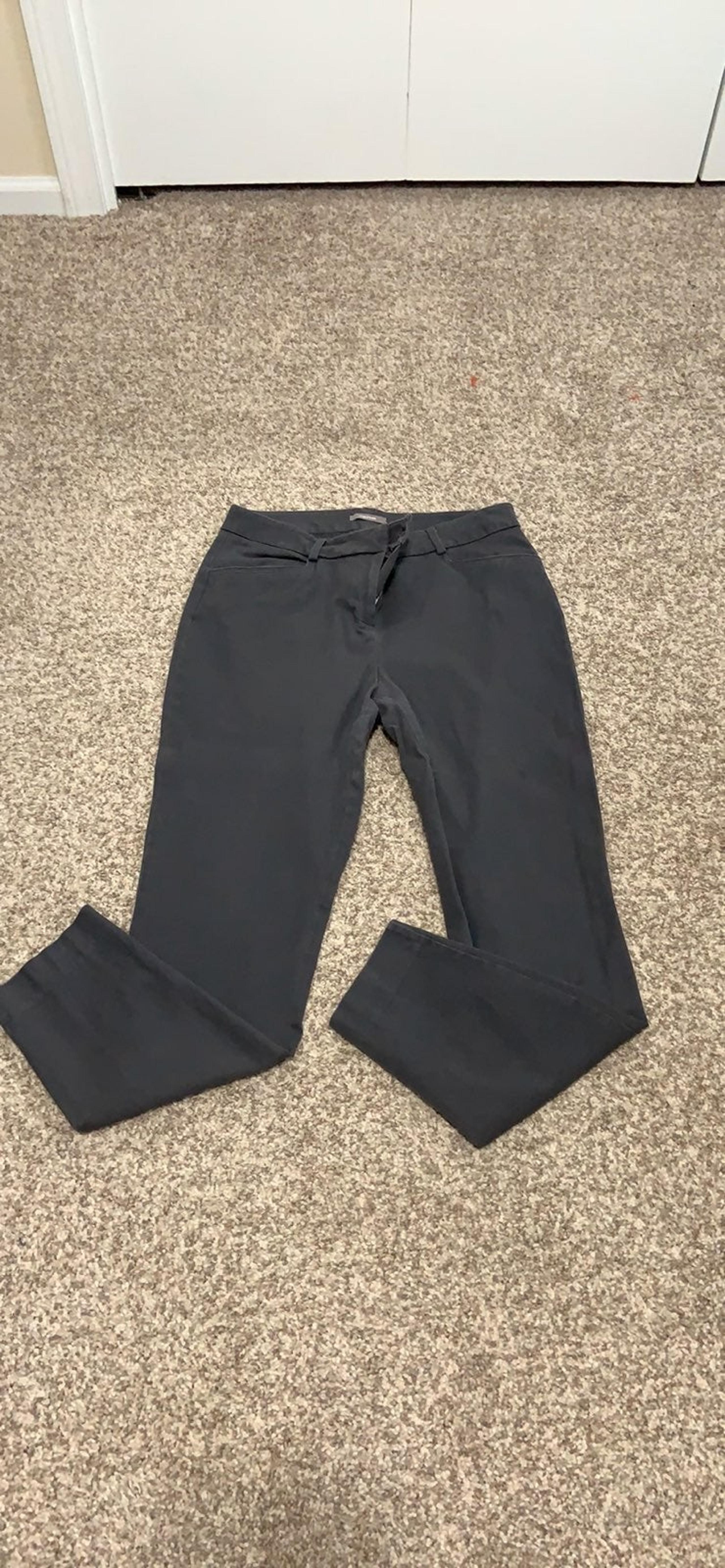 Maurices 9/10 Reg Skinny Grey Pants
