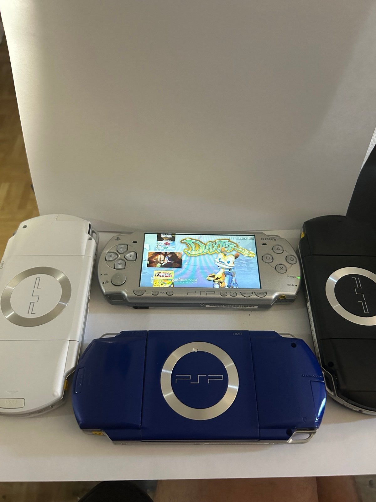PSP Sony comes with everything u need and more