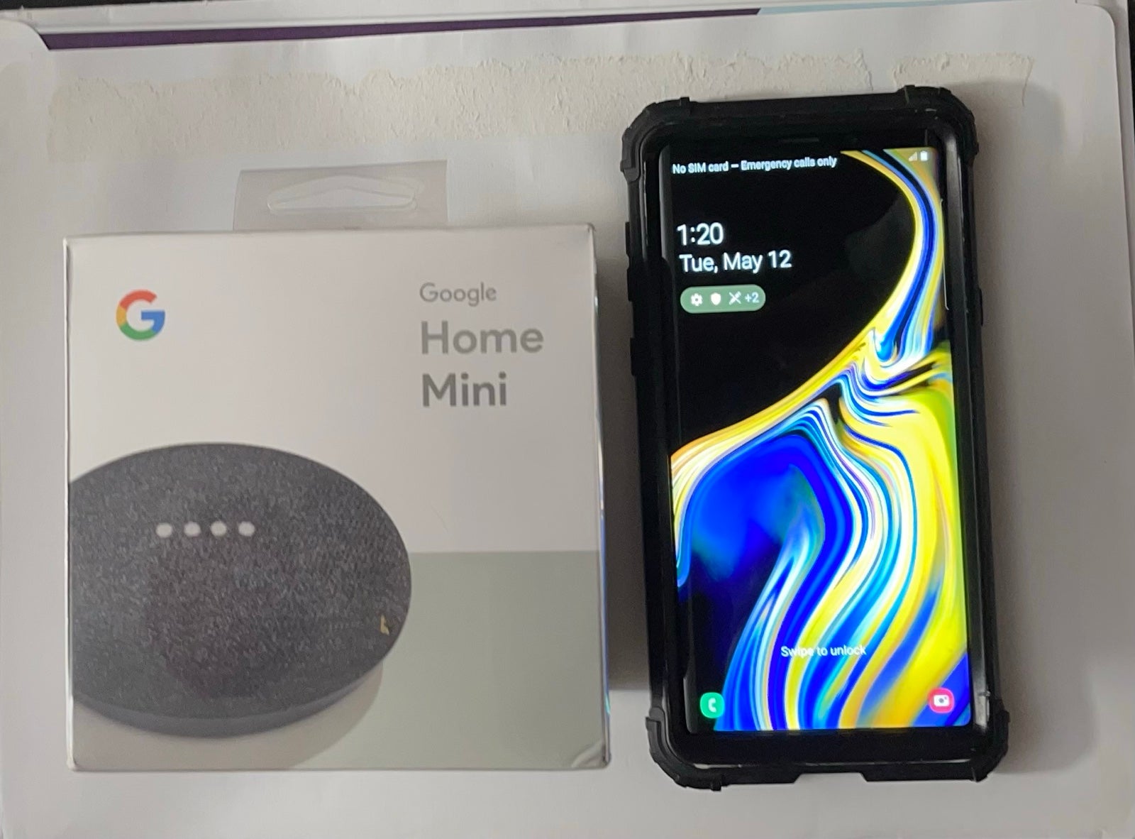 Samsung Galaxy Note 9 and Google Home Mini