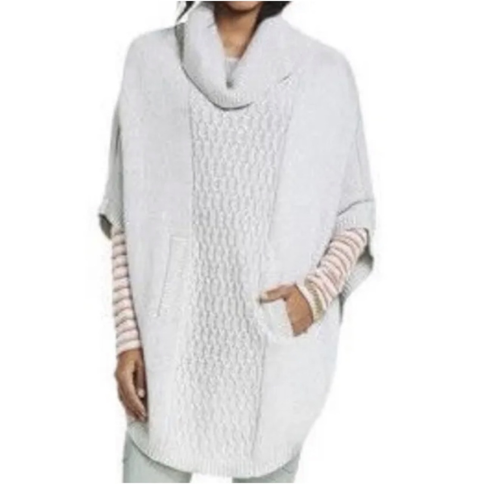 Cabi 3003 Gray Cable Knit Poncho Sweater, EUC, Size XS, MSRP 139