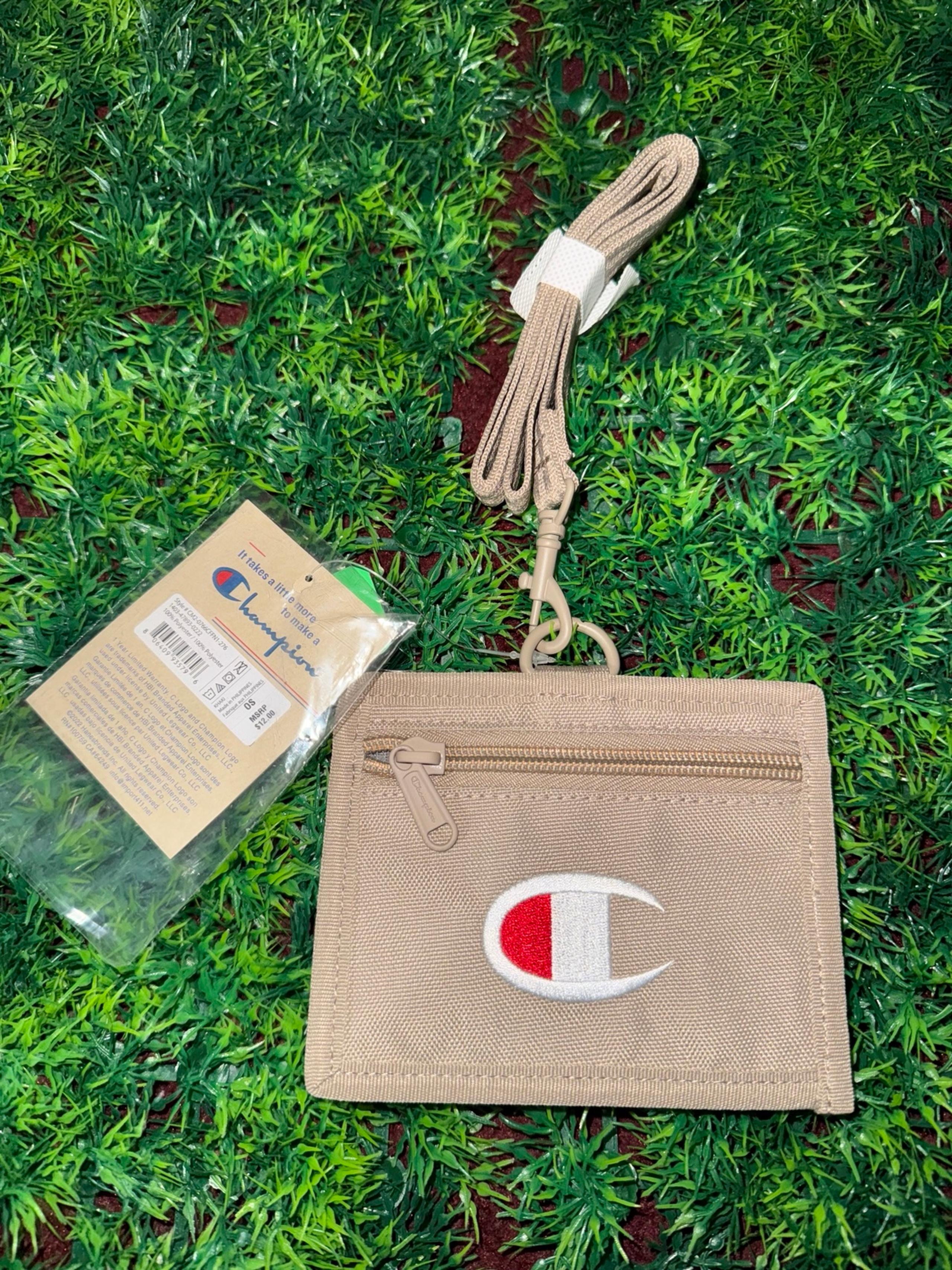 Champion lanyard pouch