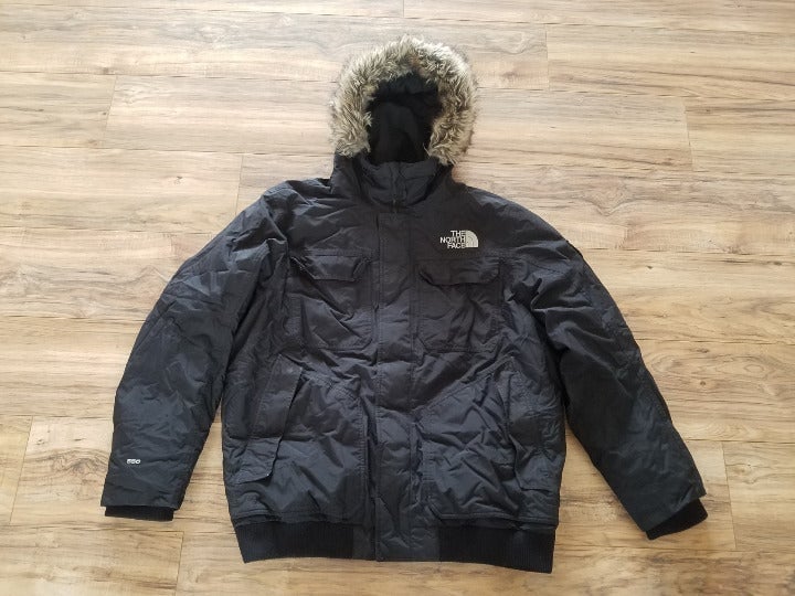 North Face Mens XL Black Fur Hood Winter Down Parka Puffer Jacket Heavy Coat Ski