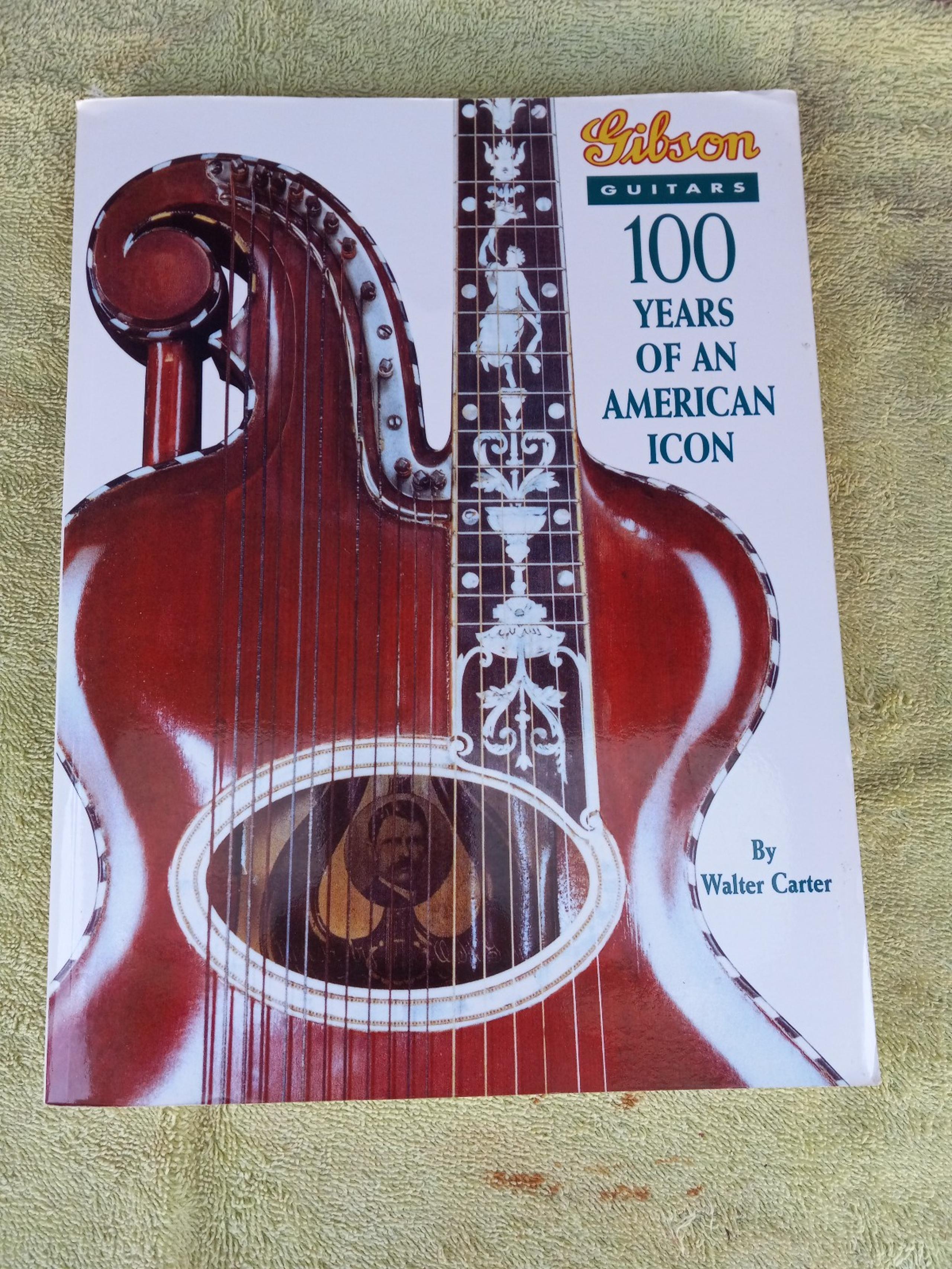 Gibson guitar book