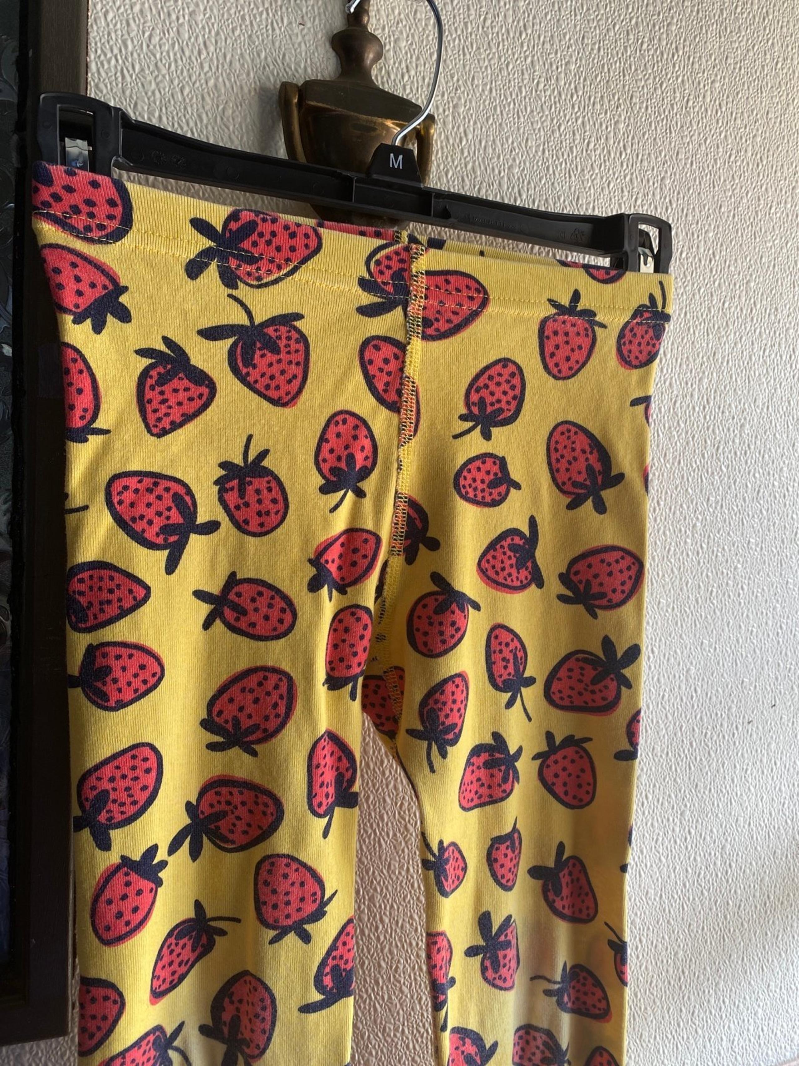 Girl’s  Wear Snug -Fitting Size 5