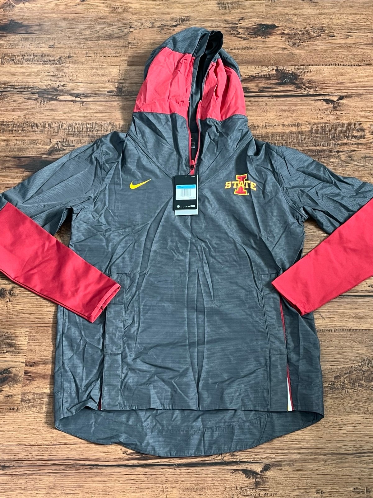 Nike Iowa State Cyclones On Field 1/4 Zip Pullover (size us mens M)