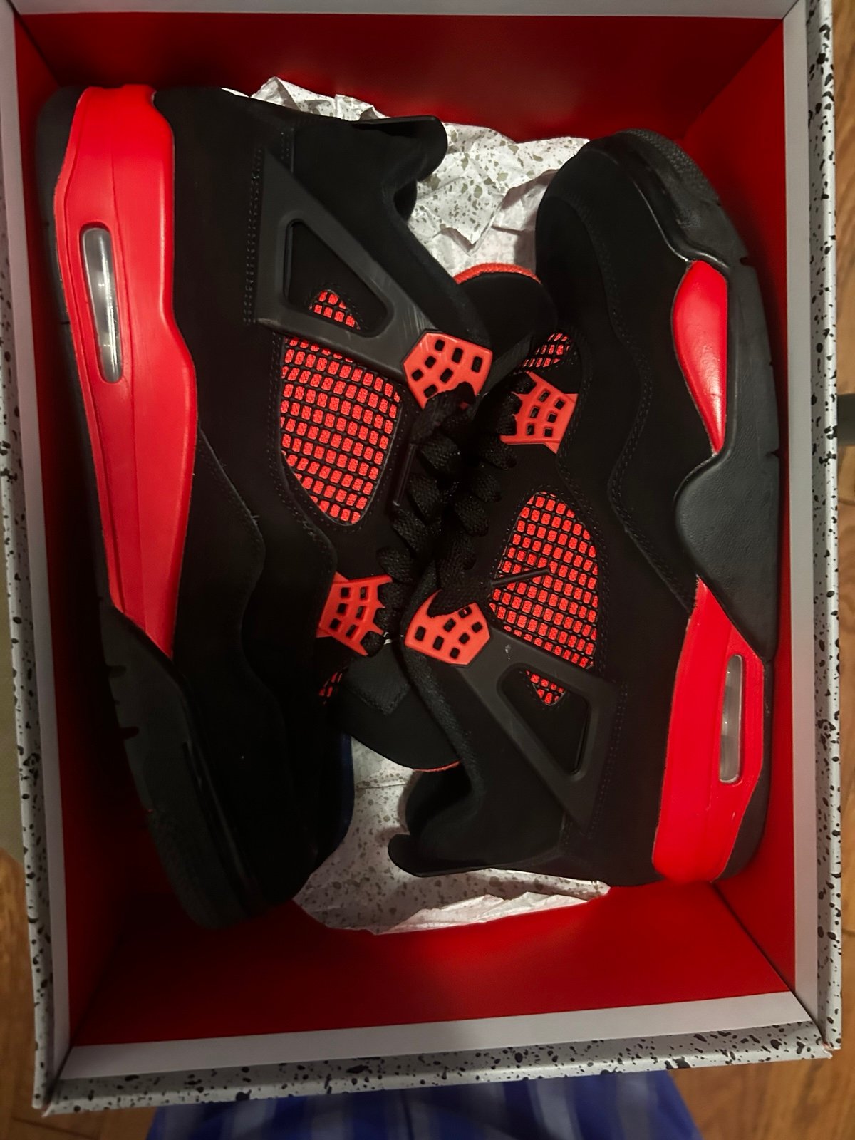 Jordan 4 red thunder