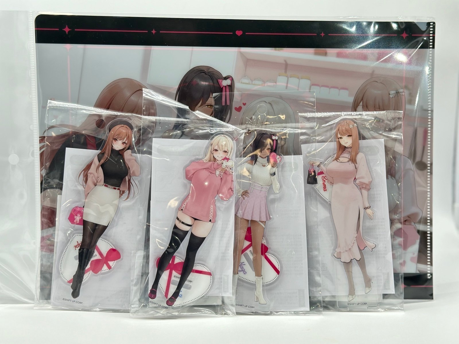 GODDESS OF VICTORY: NIKKE Acrylic Stand Valentine 2024 Set