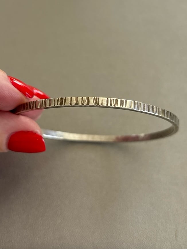 Vintage sterling silver bangle bracelet