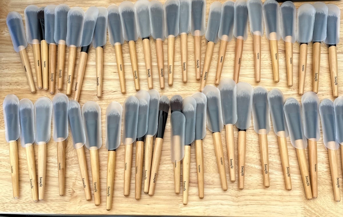 47 Benefit Foundation Brushes
