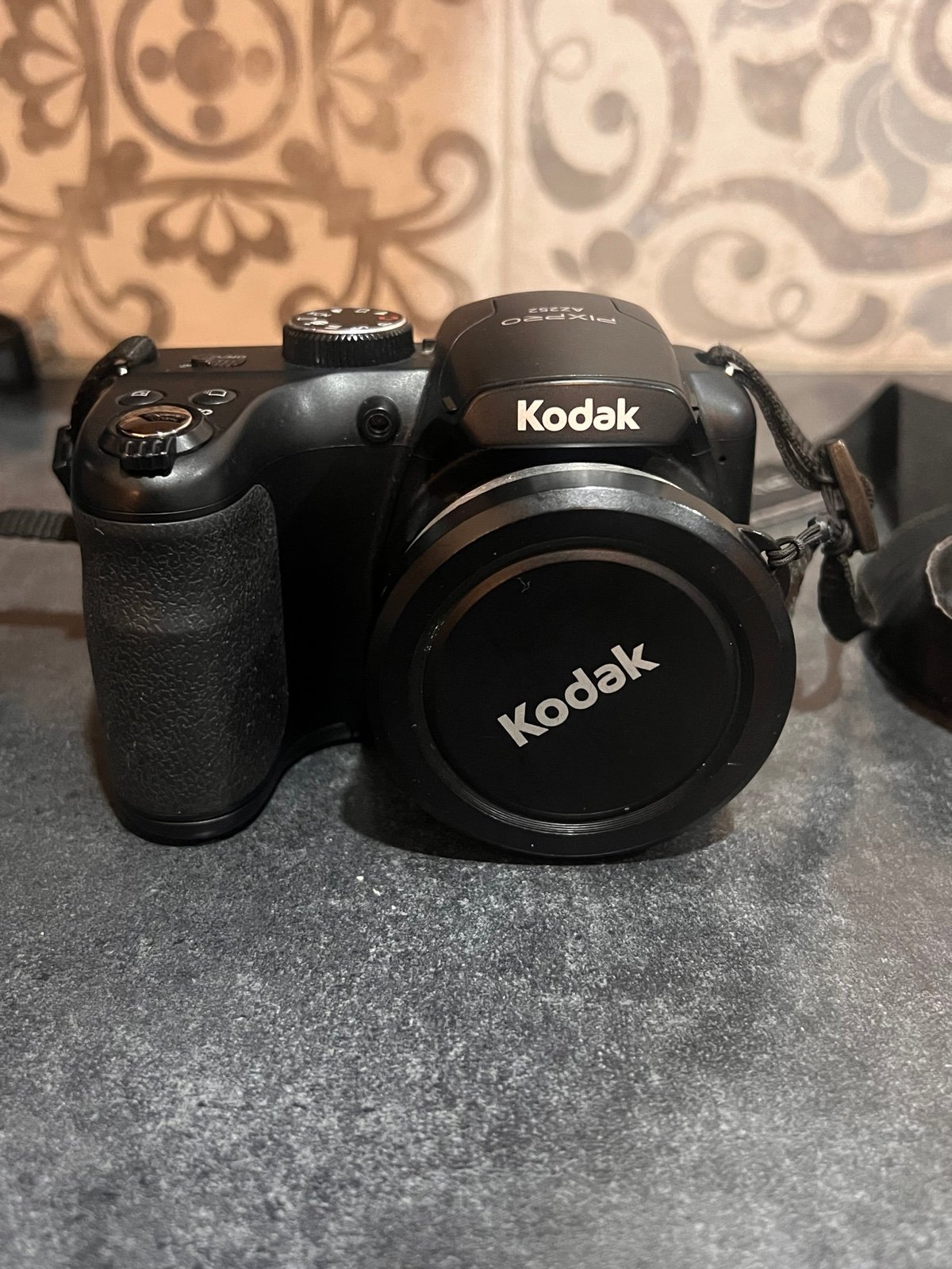 Kodak PixPro AZ252 Digital Camera