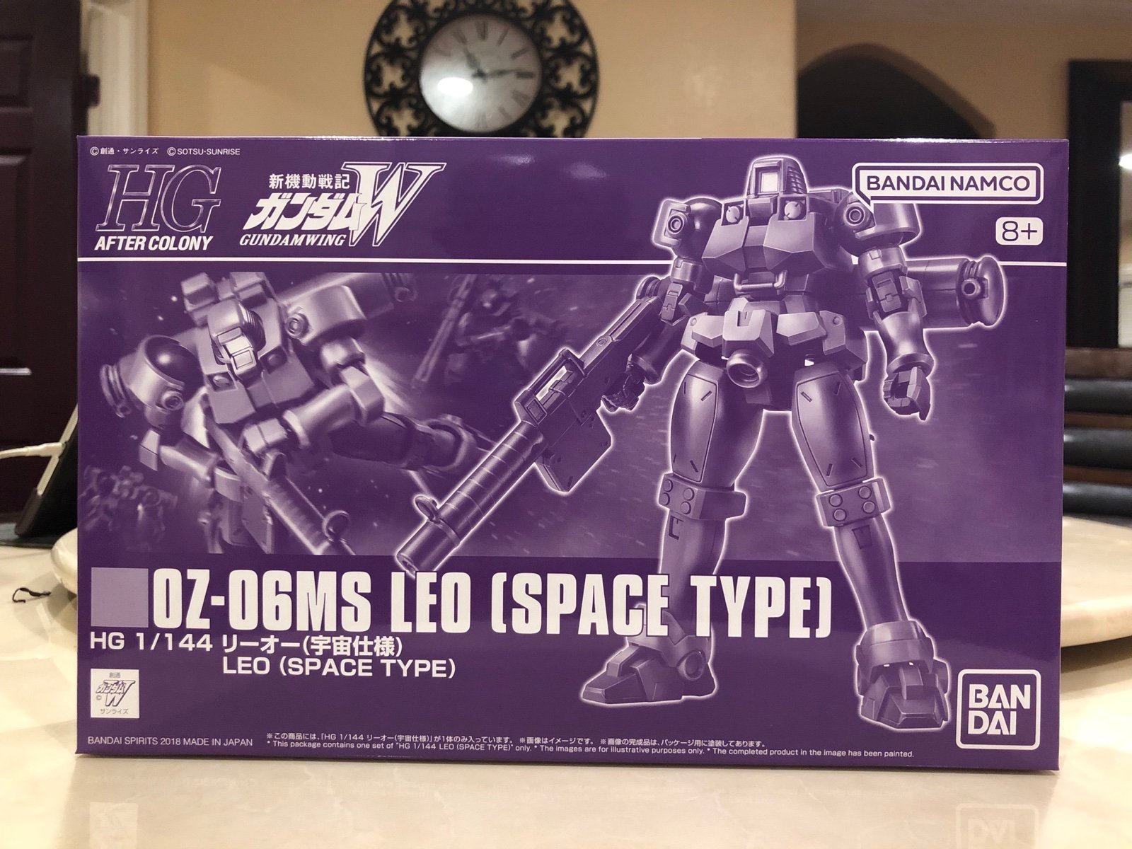 Premium Bandai OZ-06MS Leo (Space type) HG 1/144