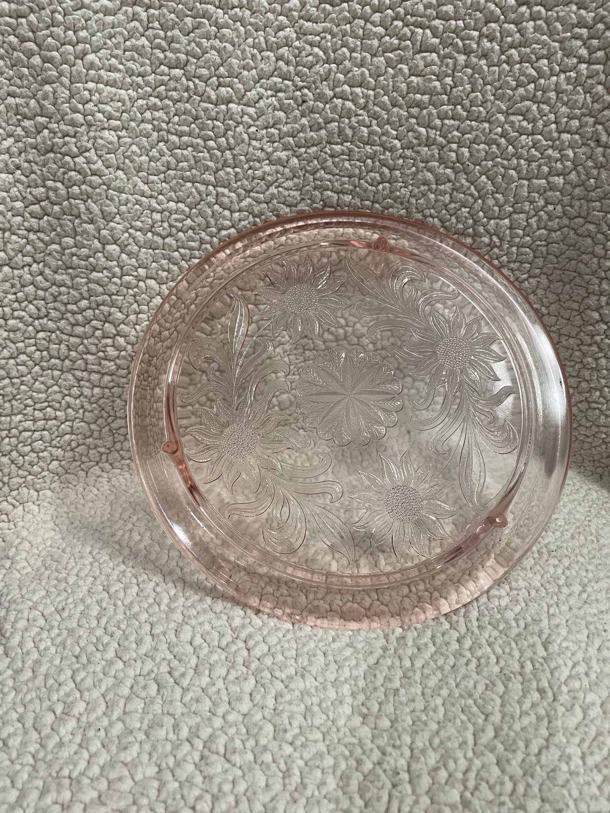 Vintage Sunflower Pink Depression Glass Cake Plate...