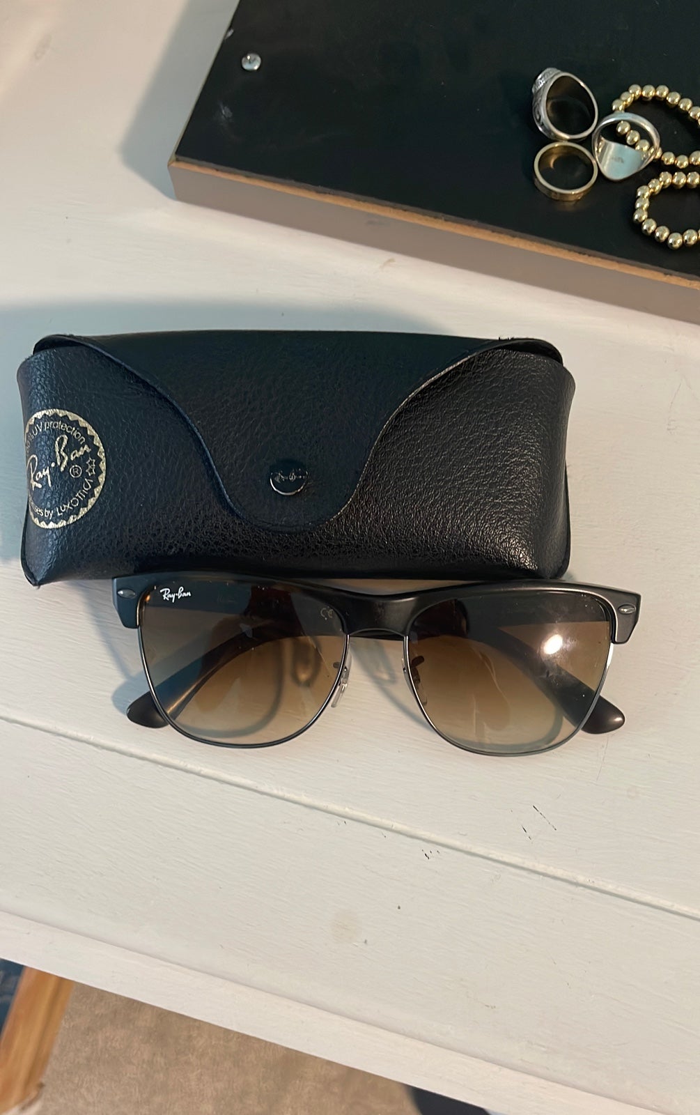 Ray-Ban RB3016 Clubmaster Classic Sunglasses
